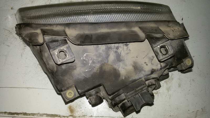 FARO DERECHO AUDI A4 AEB