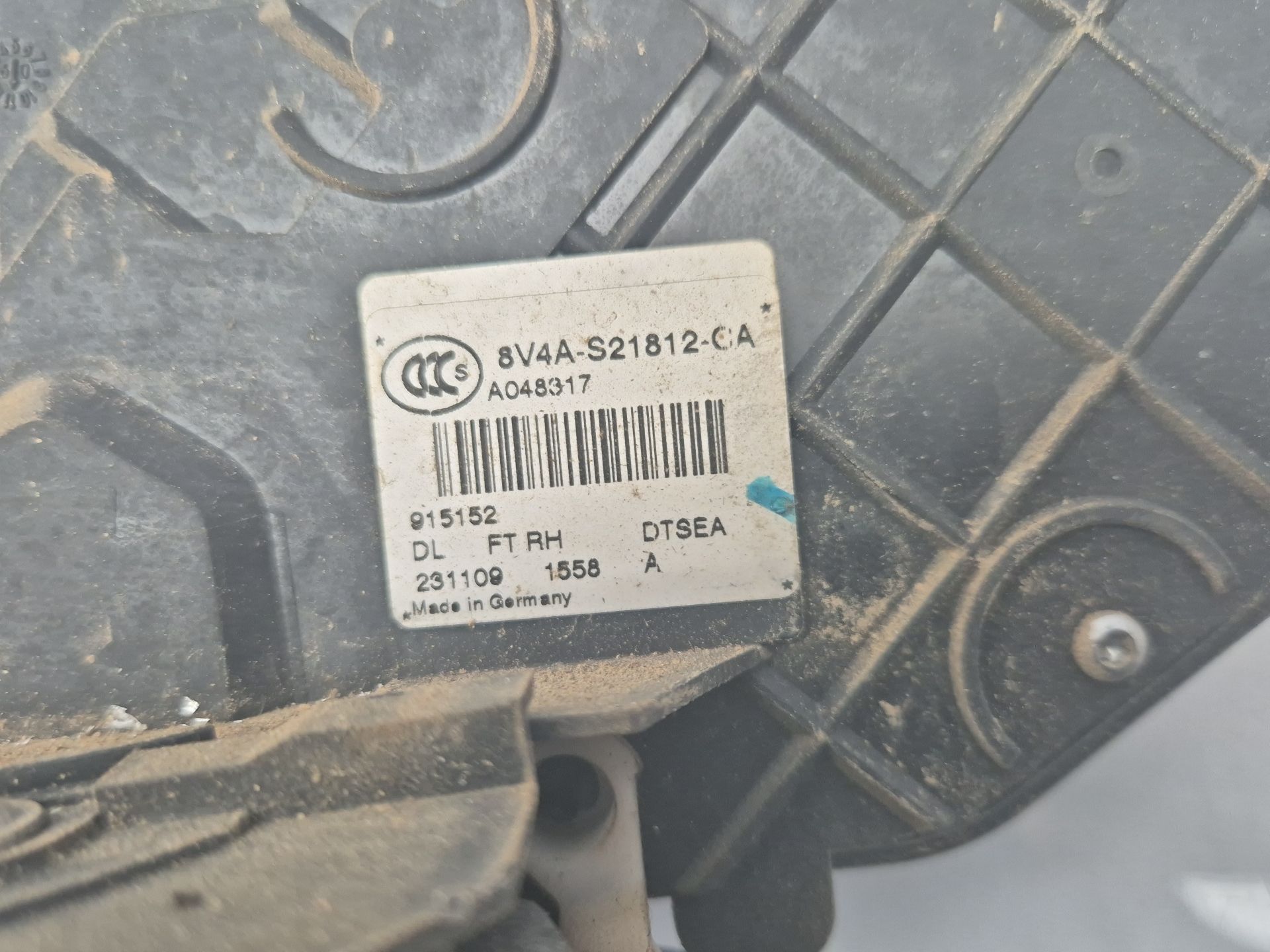 CERRADURA PUERTA DELANTERA DERECHA FORD KUGA 