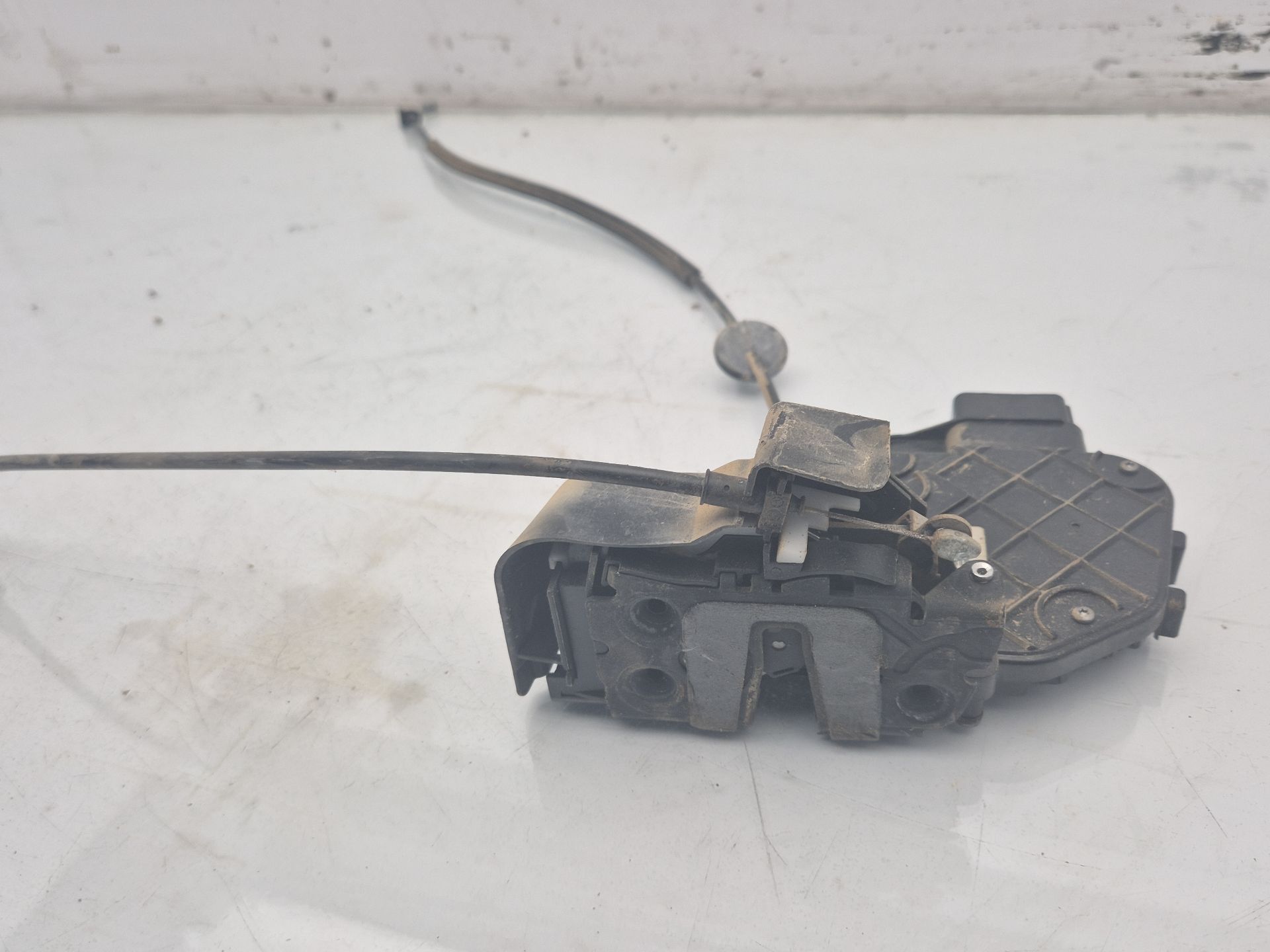 CERRADURA PUERTA DELANTERA DERECHA FORD KUGA 