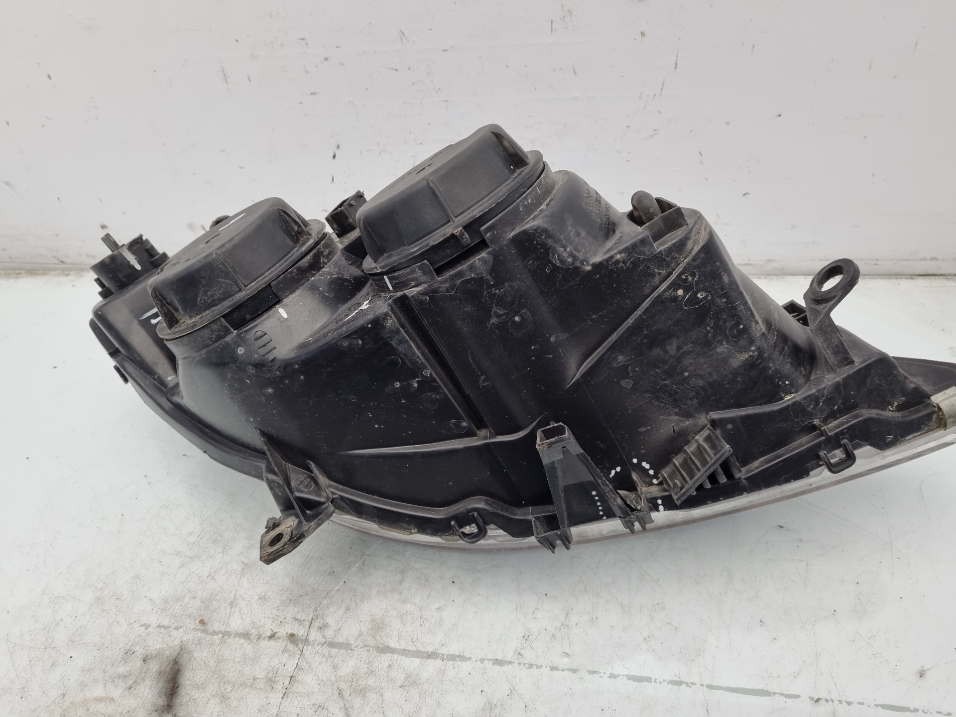 FARO IZQUIERDO PEUGEOT 307 