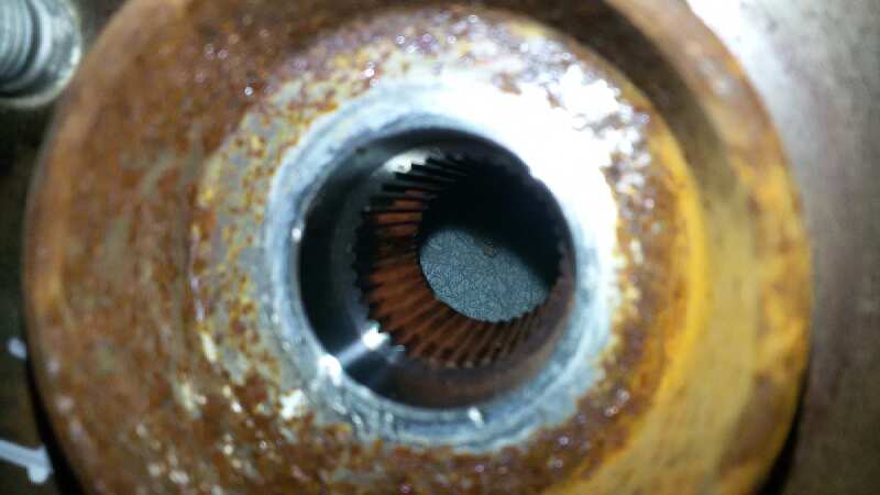 MANGUETA DELANTERA IZQUIERDA FORD FOCUS HHDA