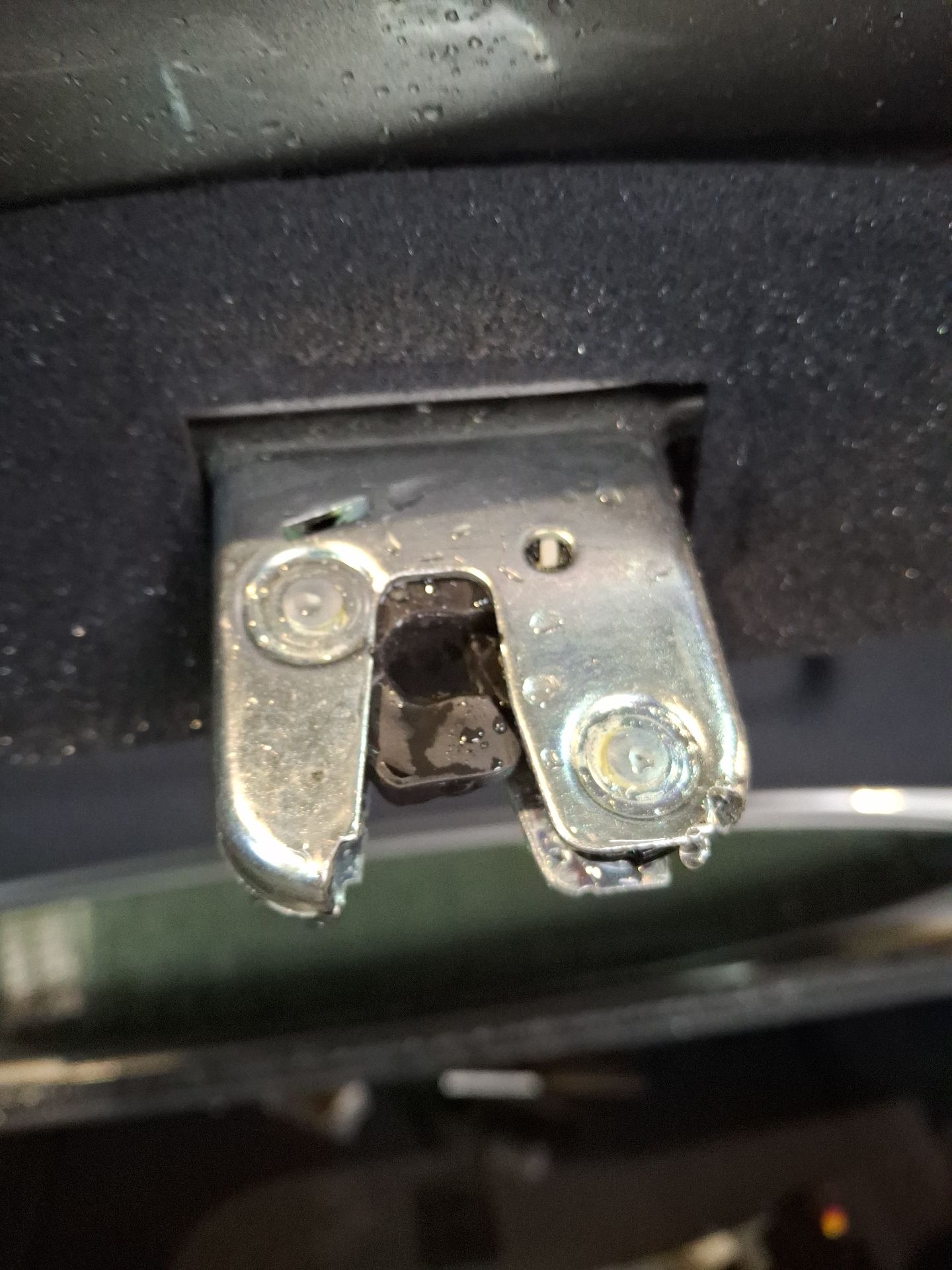  AUDI A6 C6 (4F2) 2.0 TDI