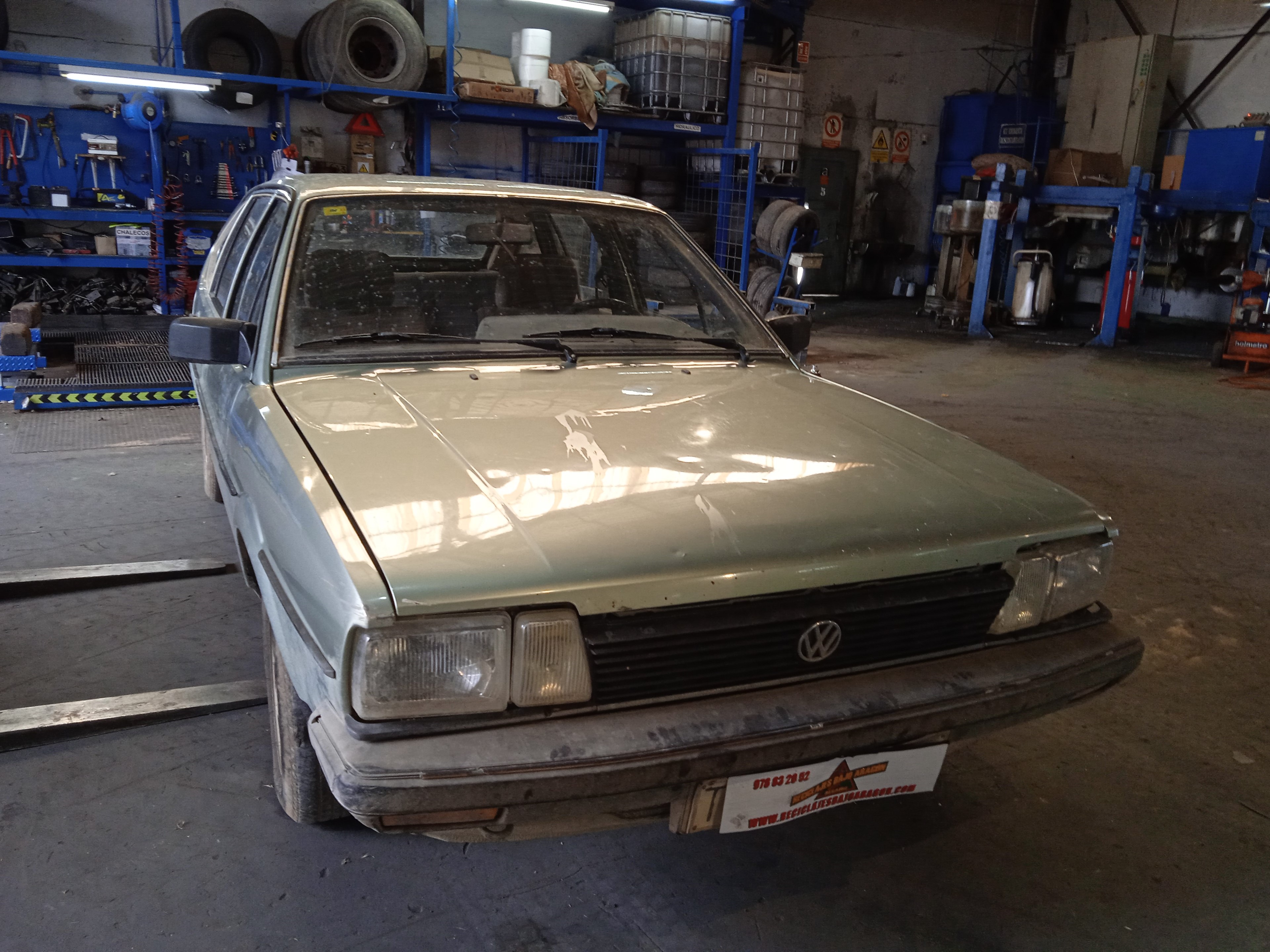 PILOTO TRASERO IZQUIERDO VOLKSWAGEN PASSAT 