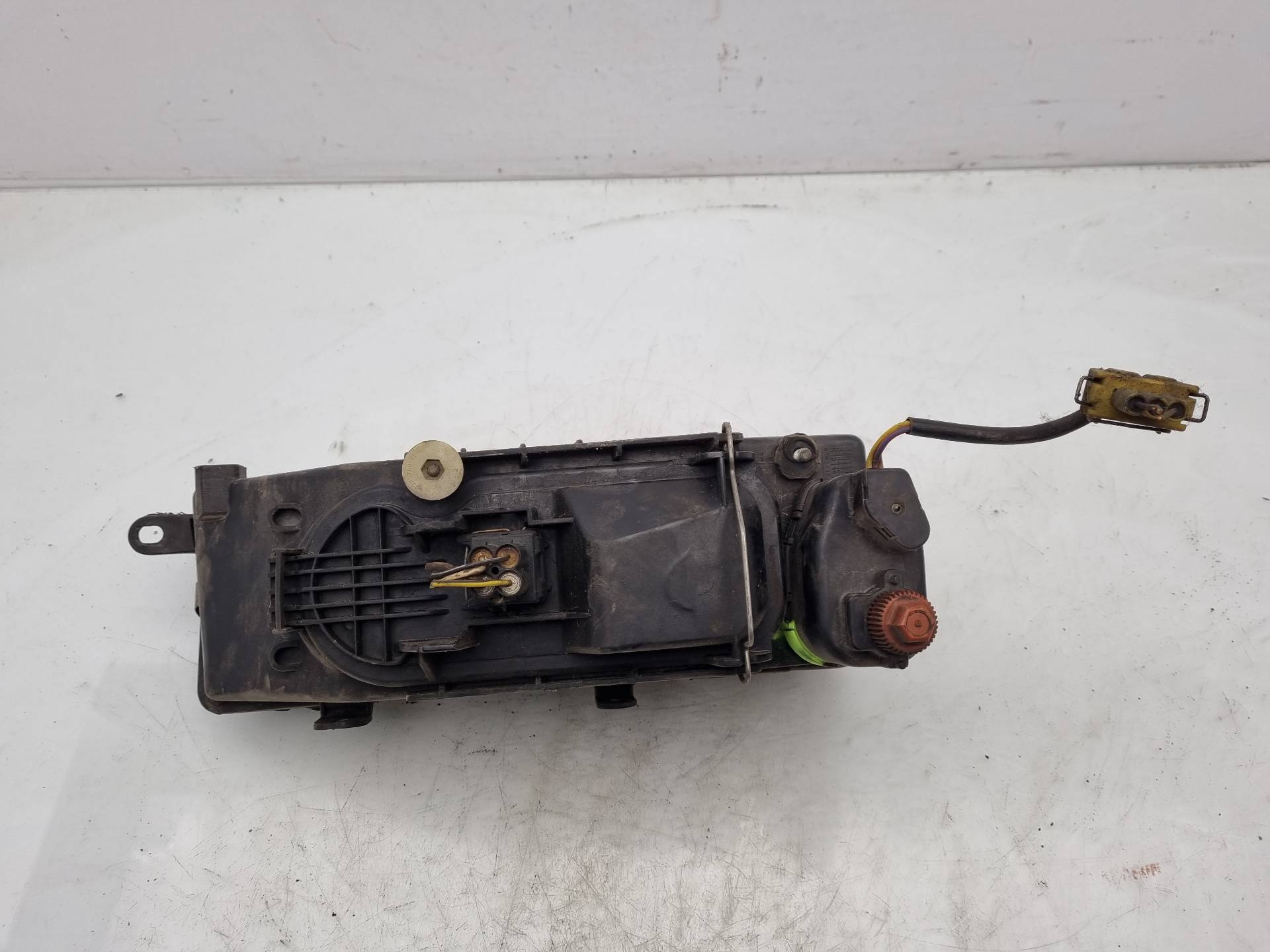 FARO IZQUIERDO SEAT TOLEDO 