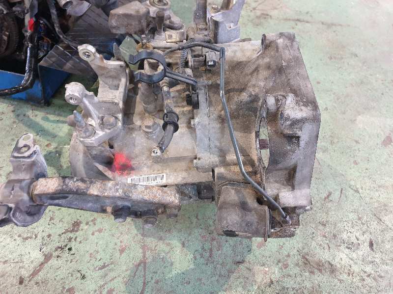 CAJA CAMBIOS HONDA HR-V D16W1