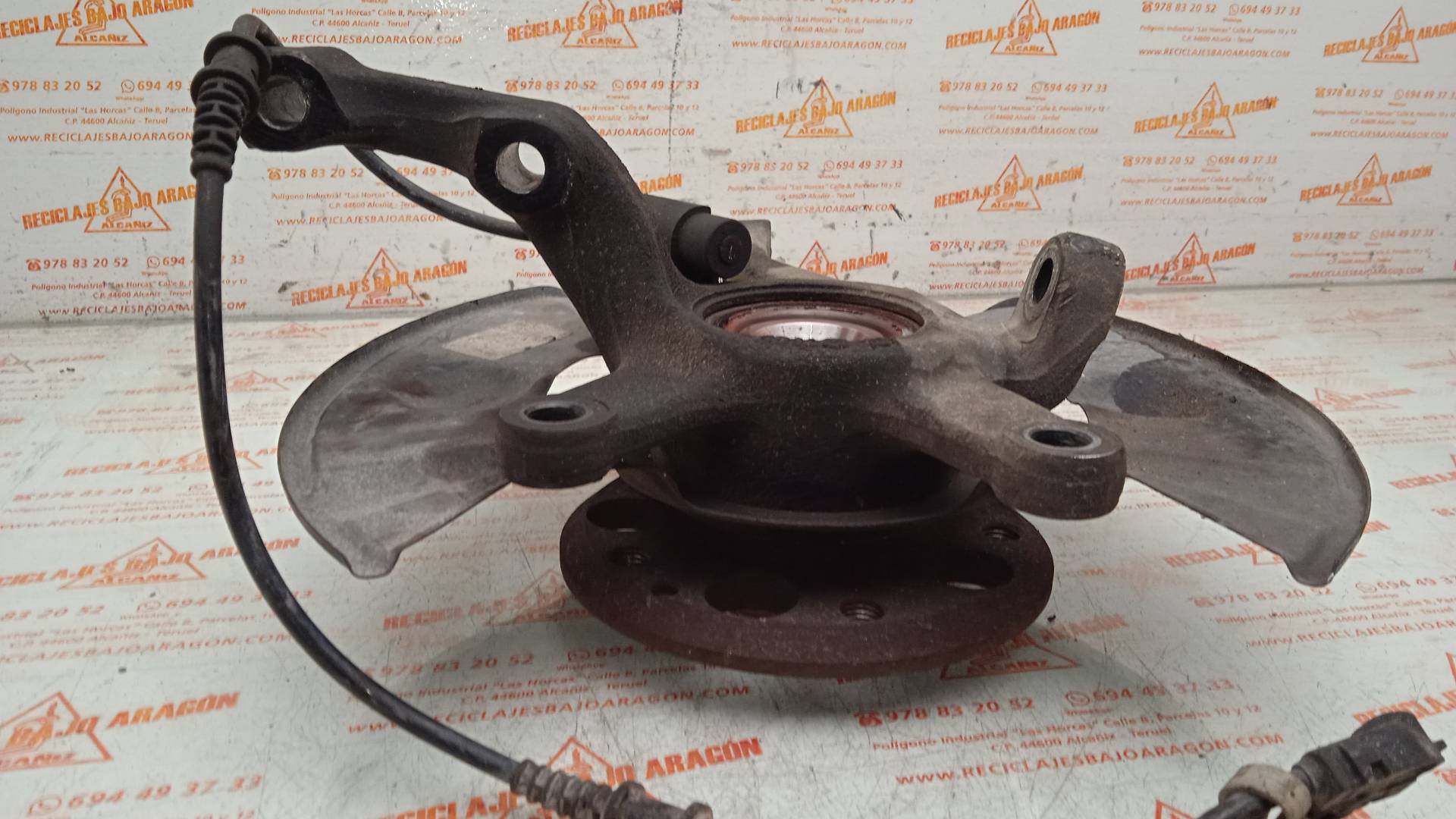 MANGUETA DELANTERA IZQUIERDA MERCEDES-BENZ CLASE A M166990