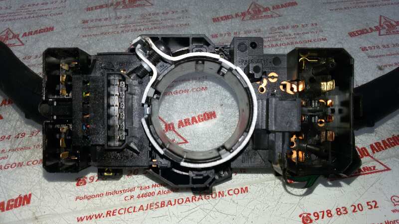 MANDO MULTIFUNCION SKODA SUPERB 