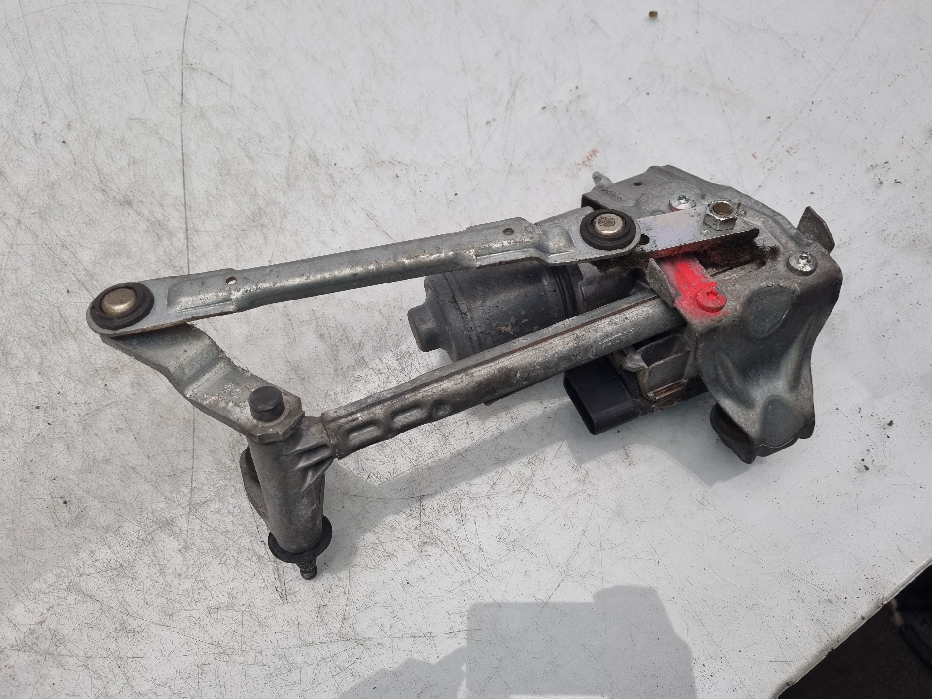 MOTOR LIMPIA DELANTERO SEAT TOLEDO BKC