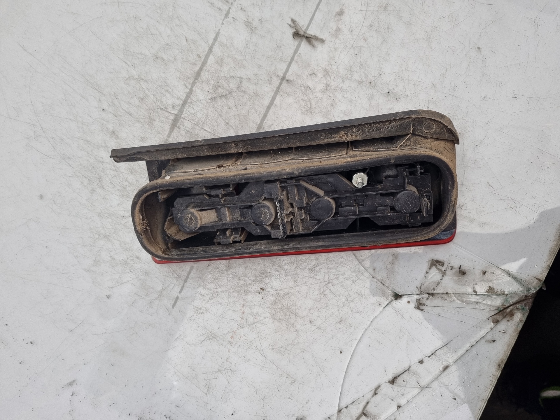 PILOTO TRASERO IZQUIERDO OPEL COMBO Z13DTJ