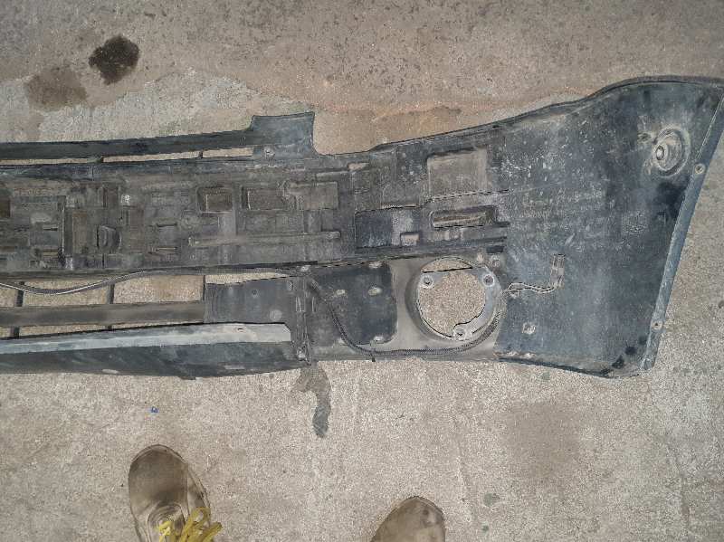 PARAGOLPES DELANTERO RENAULT KANGOO K9K 700