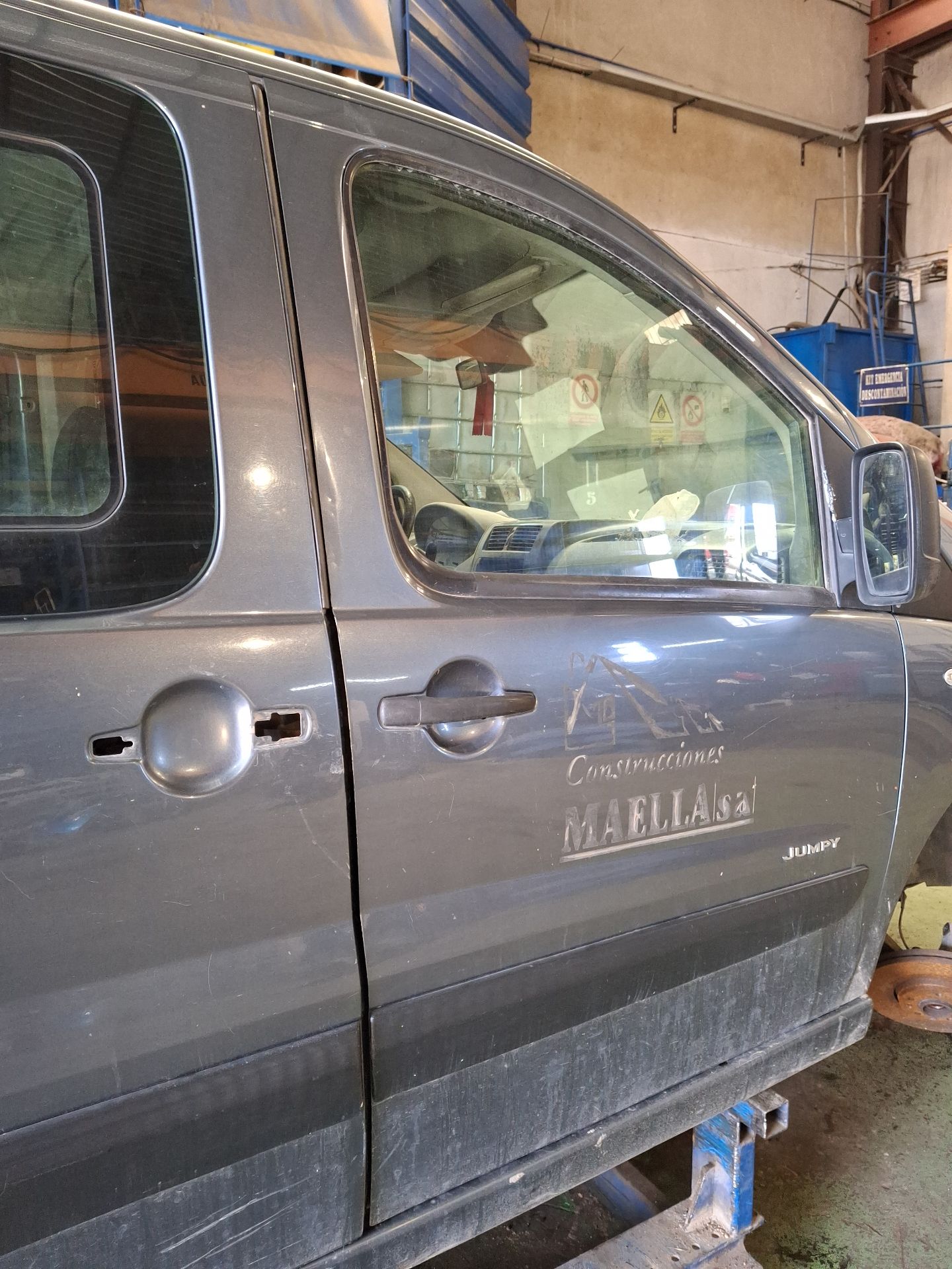 PUERTA DELANTERA DERECHA CITROEN JUMPY 