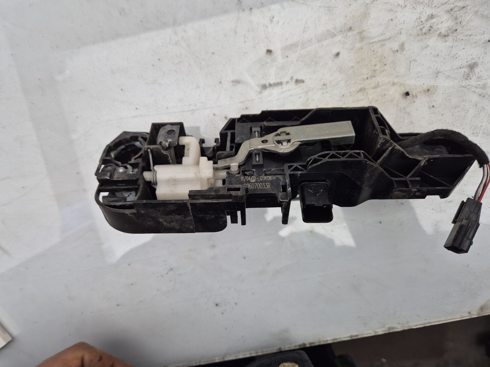 MANETA EXTERIOR DELANTERA IZQUIERDA RENAULT FLUENC 