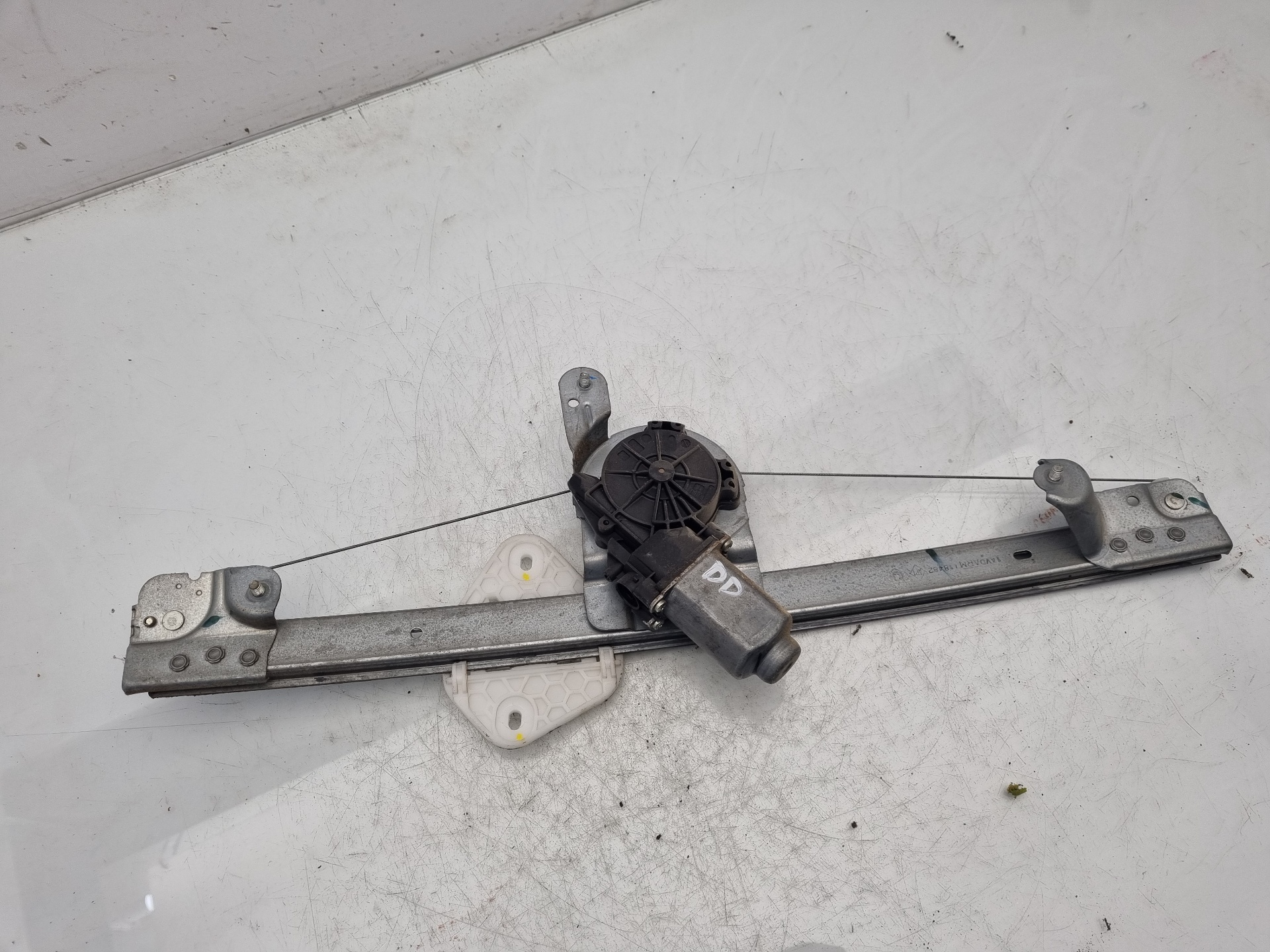 ELEVALUNAS DELANTERO DERECHO DACIA LOGAN K7M F7