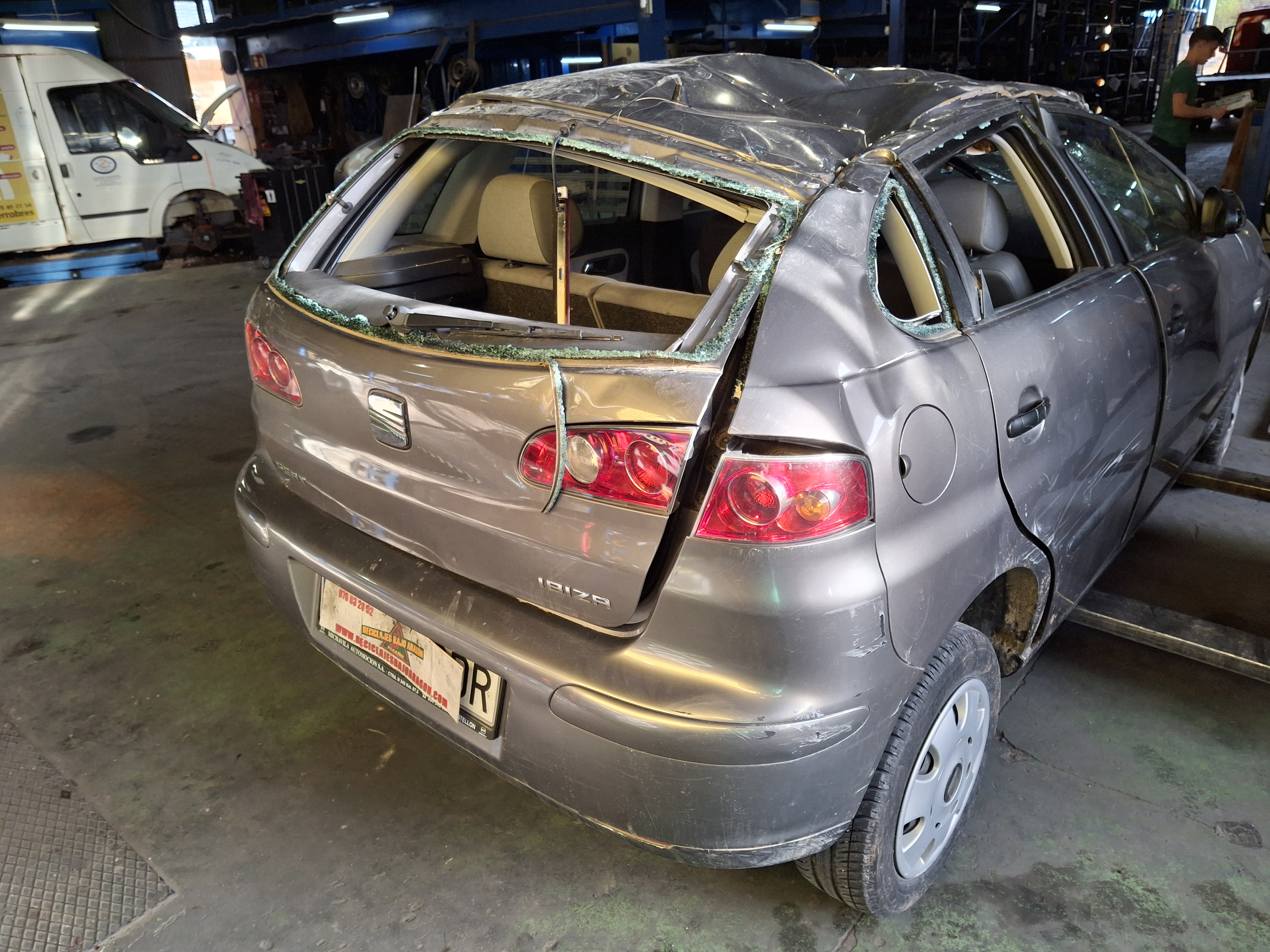  SEAT IBIZA III (6L1) 1.4 16V