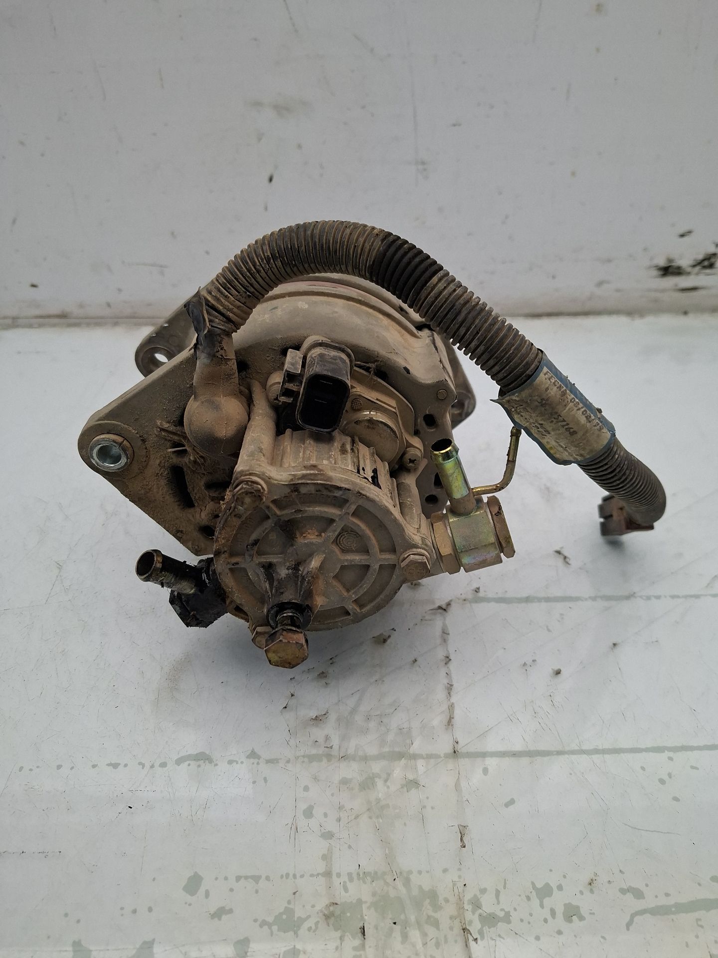 ALTERNADOR NISSAN VANETTE 