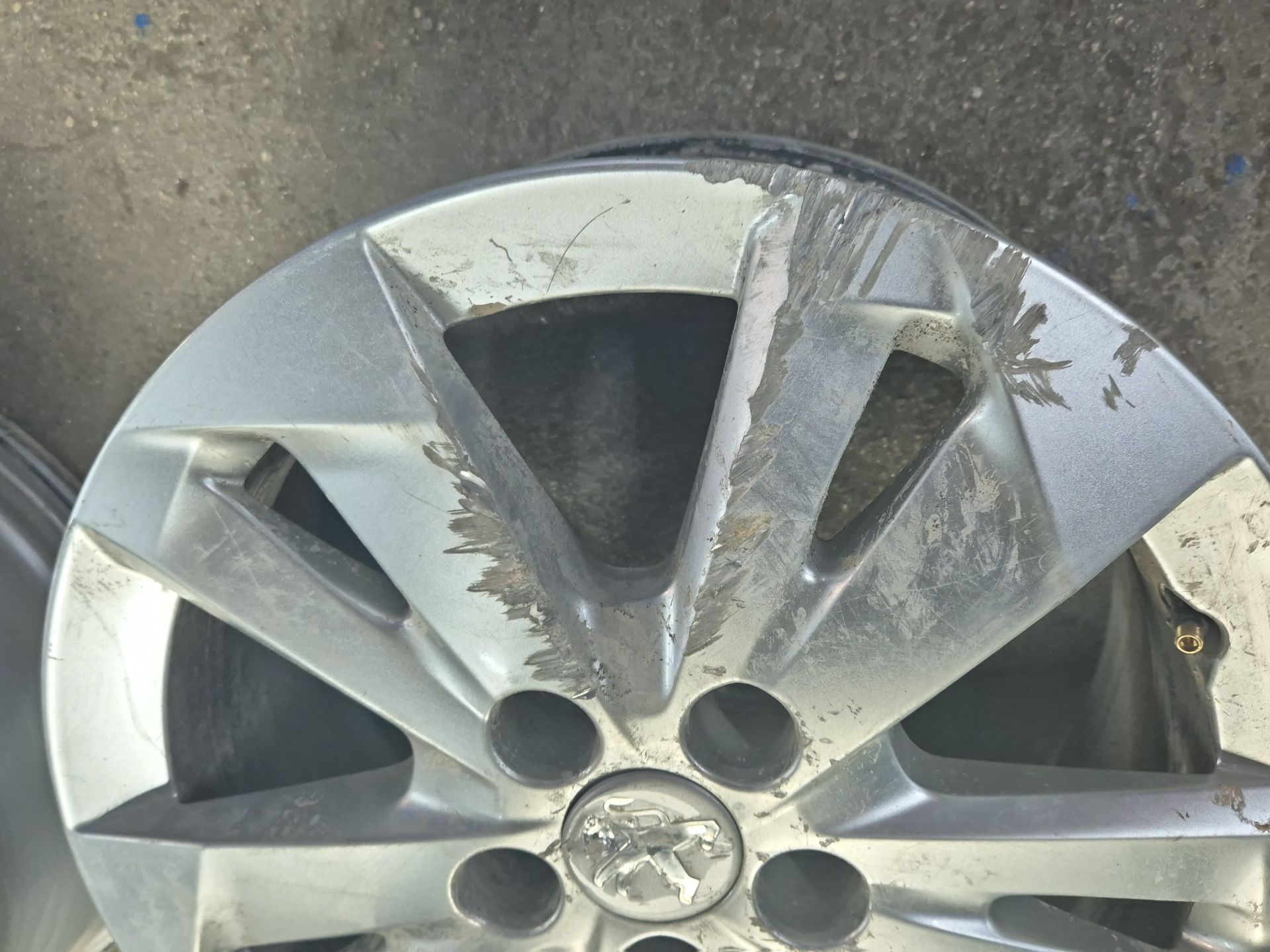 JUEGO LLANTAS PEUGEOT RIFTER 