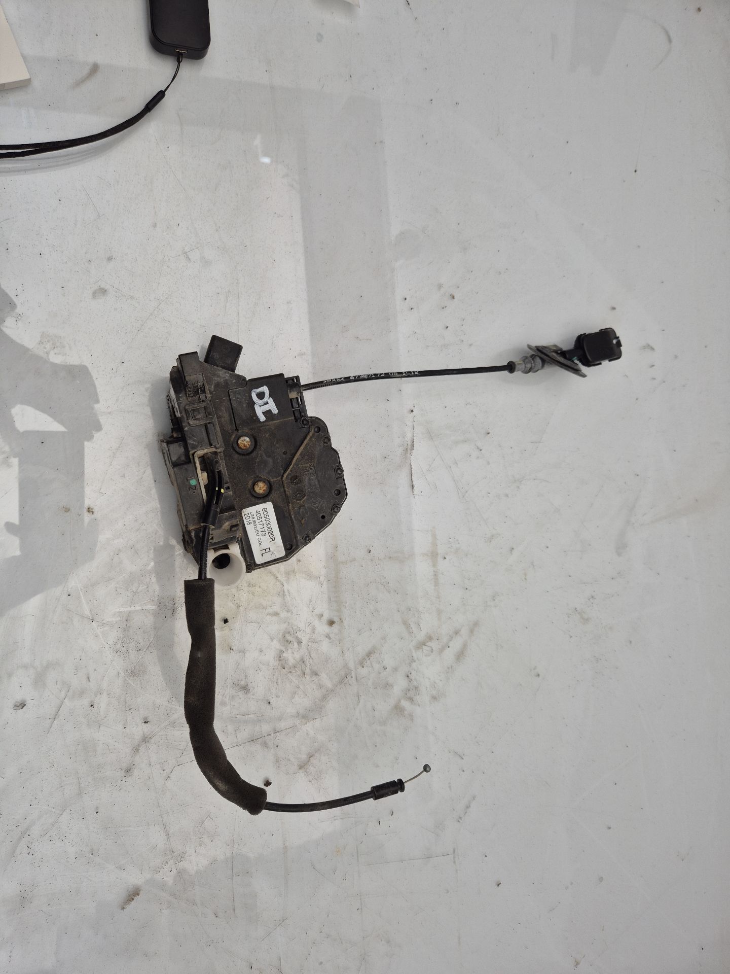 CERRADURA PUERTA DELANTERA IZQUIERDA RENAULT FLUEN 