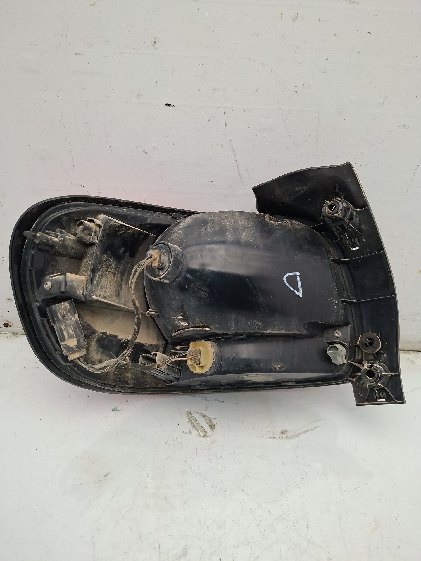 PILOTO TRASERO DERECHO CITROEN C3 