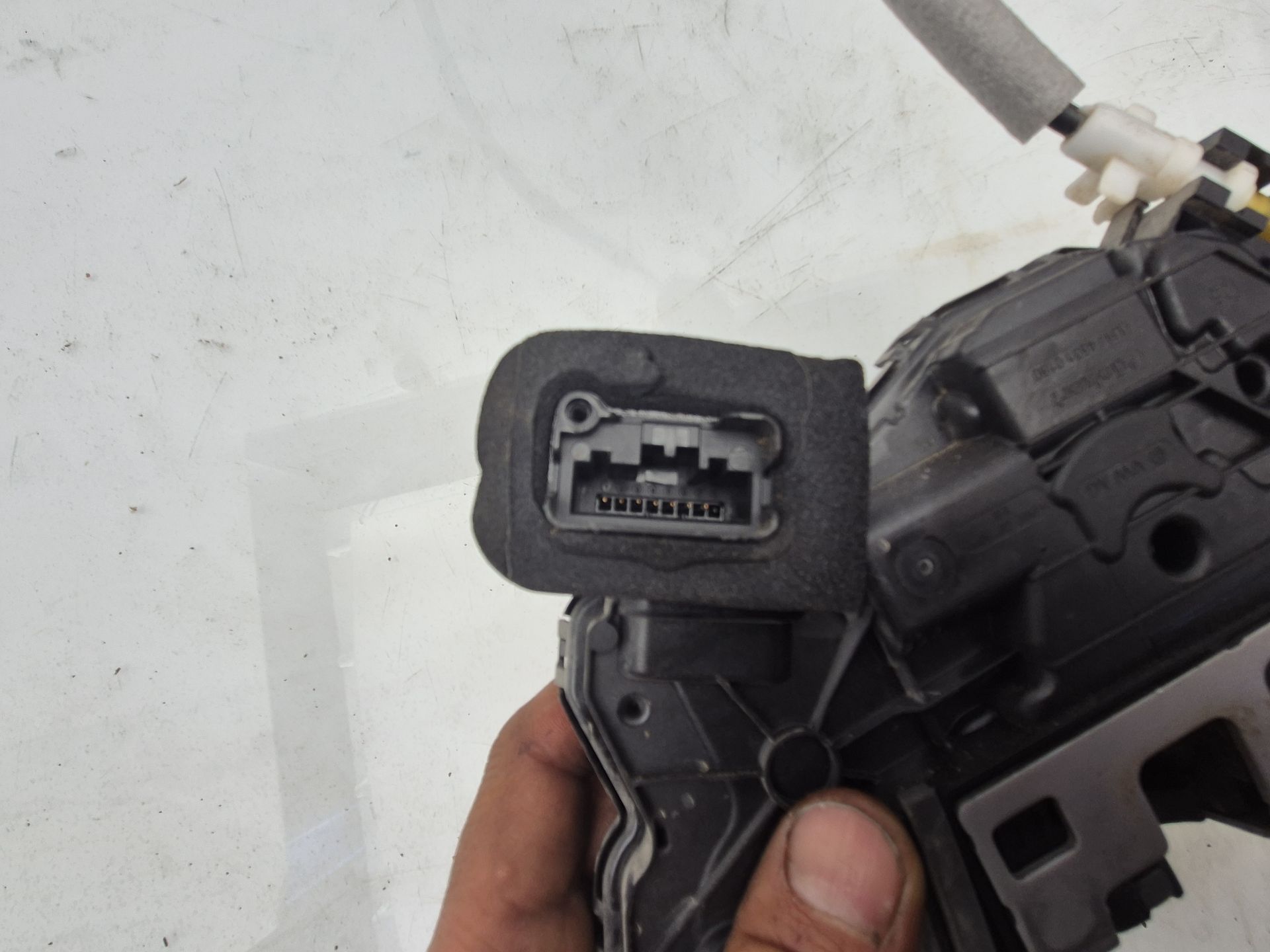 CERRADURA PUERTA DELANTERA IZQUIERDA SEAT LEON 