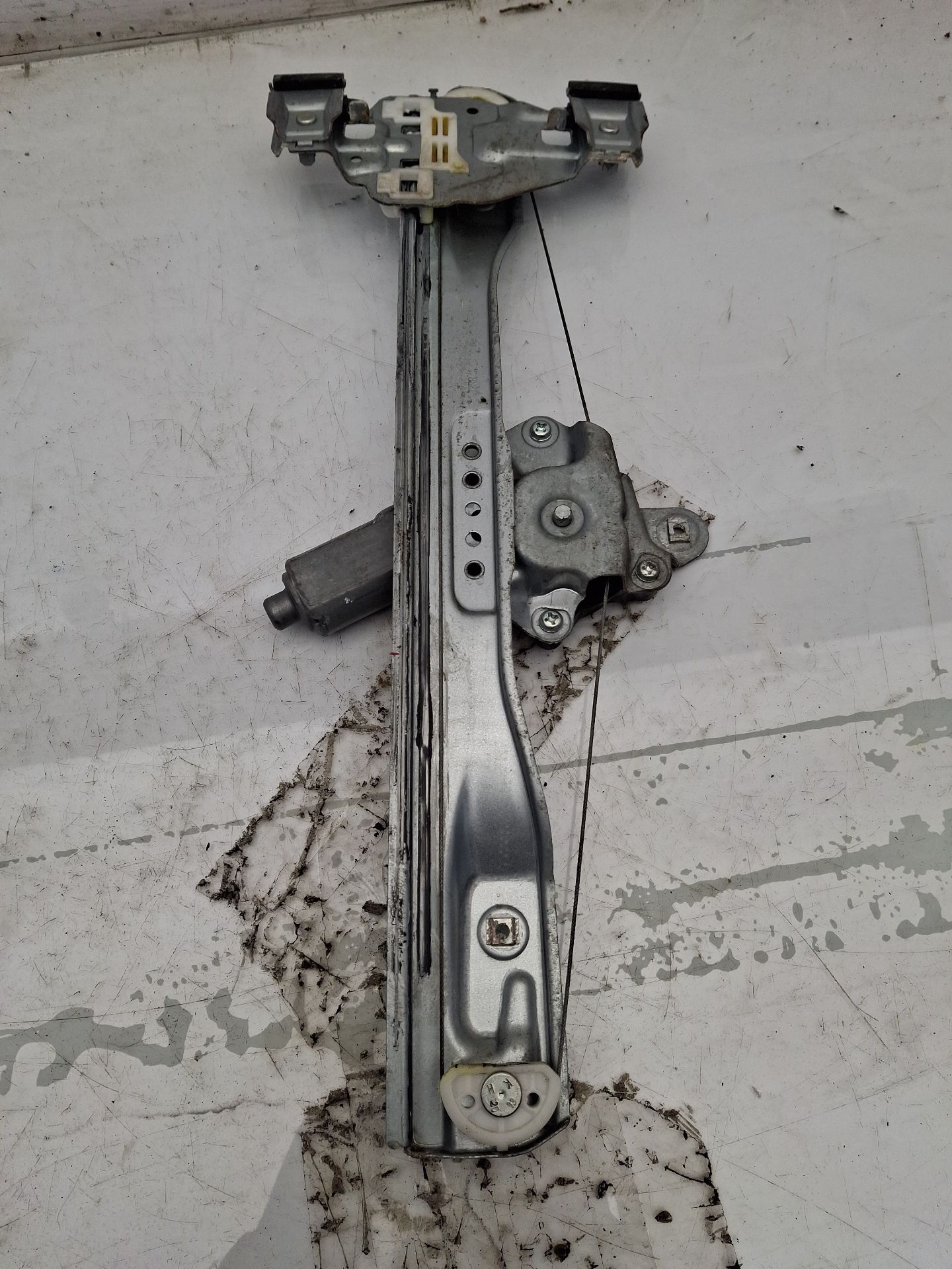 ELEVALUNAS TRASERO DERECHO CHEVROLET CRUZE 