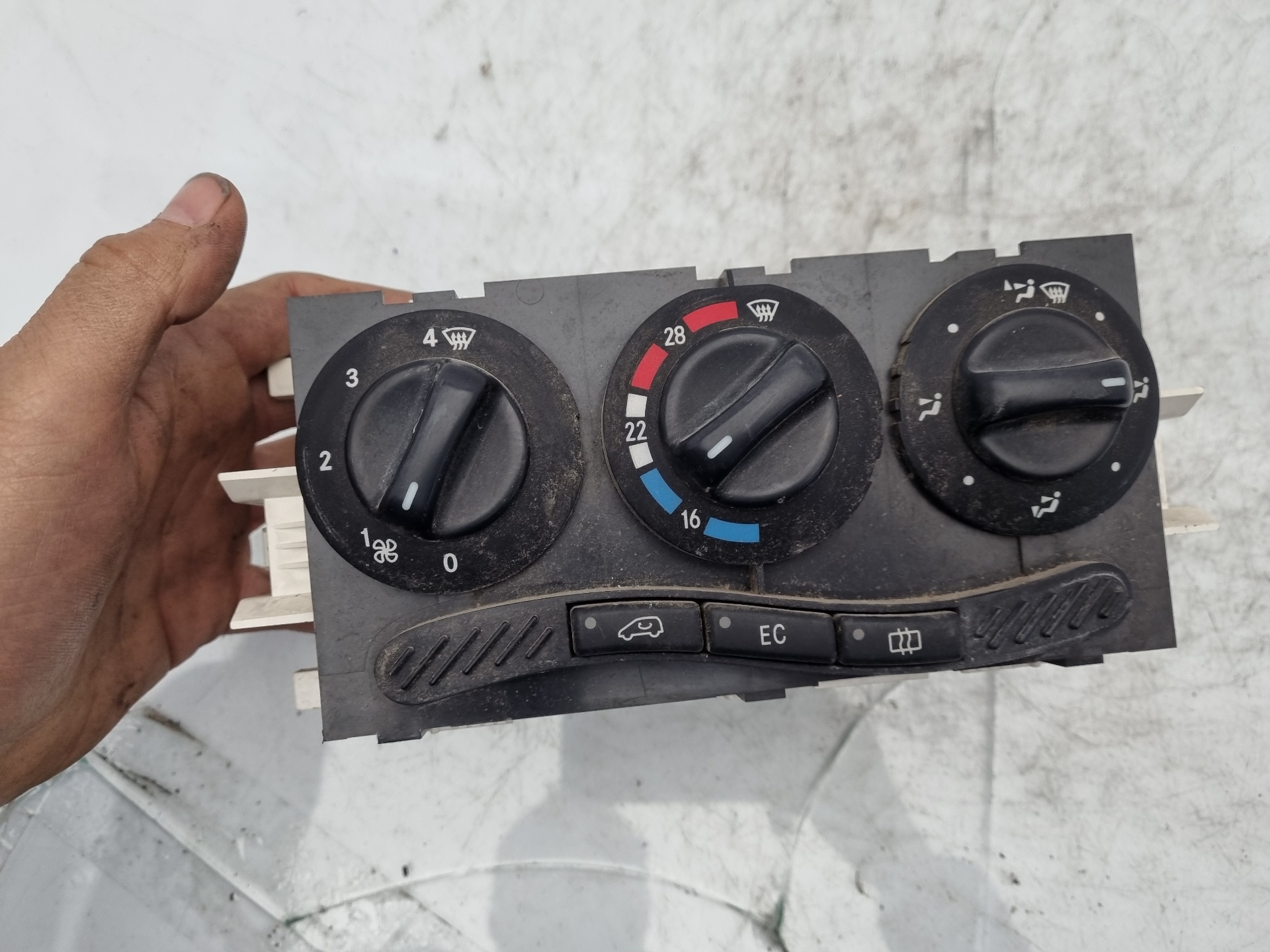 MANDO CALEFACCION / AIRE ACONDICIONADO MERCEDES-BE M166960