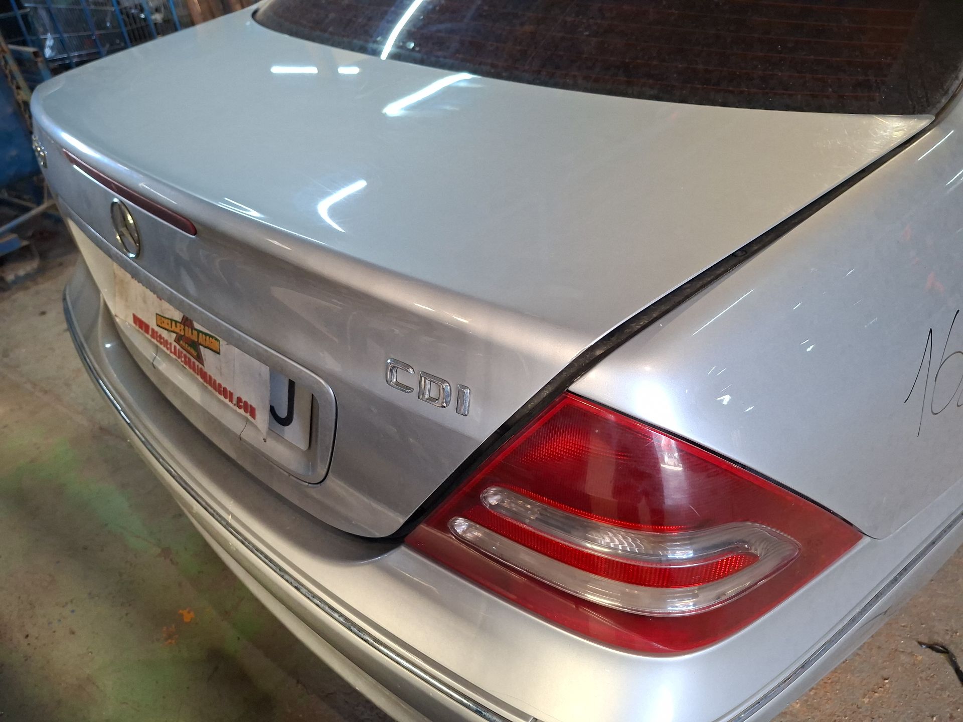 PORTON TRASERO MERCEDES-BENZ CLASE C 