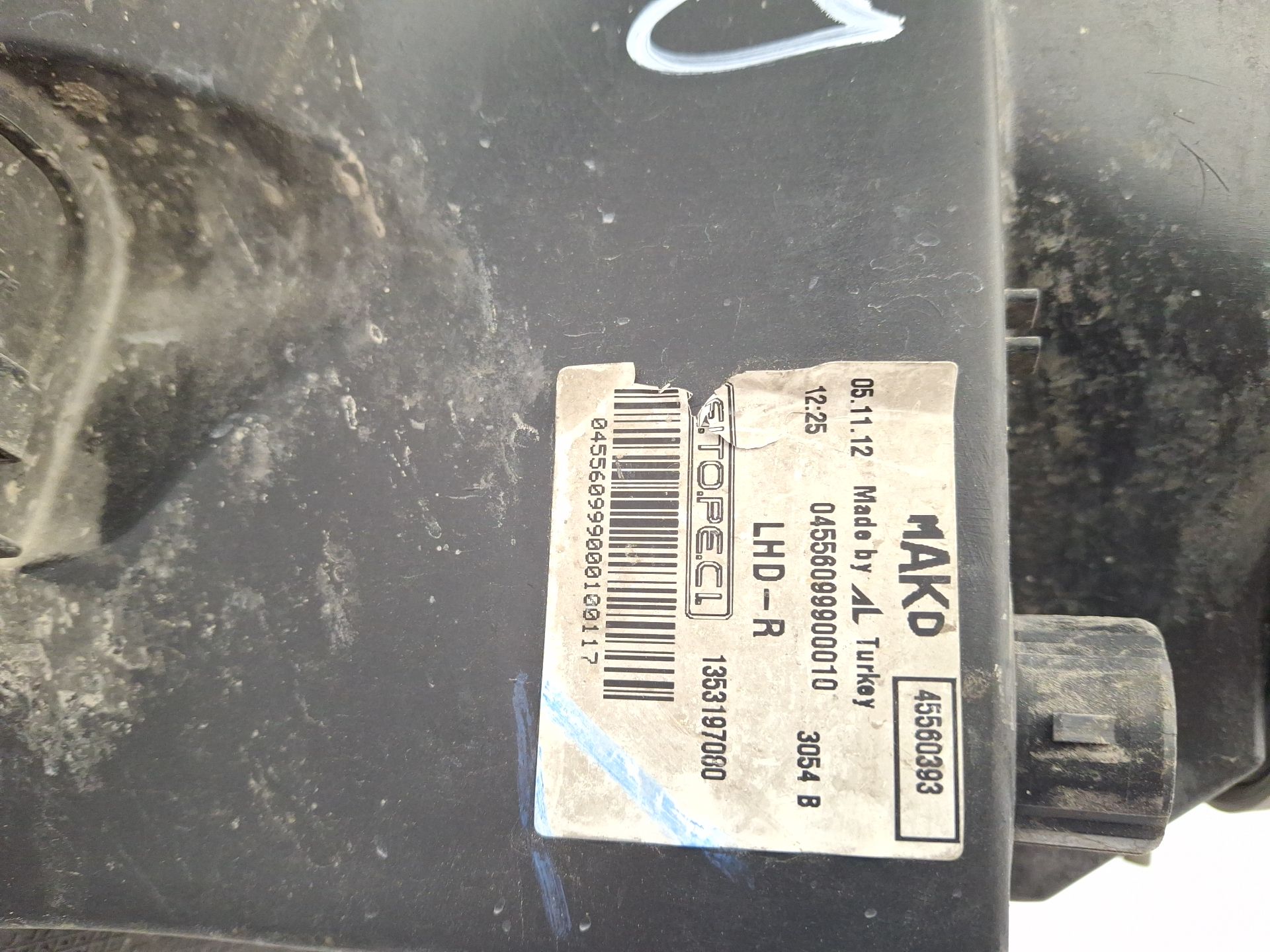 FARO DERECHO FIAT FIORINO 