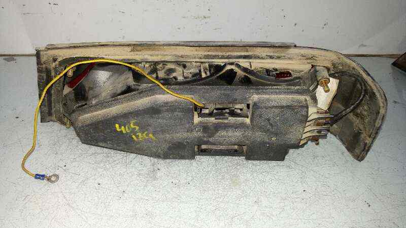 PILOTO TRASERO IZQUIERDO PEUGEOT 405 D2D