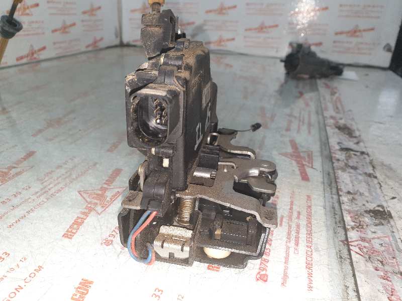 CERRADURA PUERTA TRASERA IZQUIERDA SEAT LEON BCB