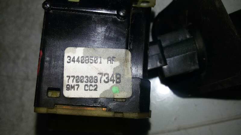 MANDO LIMPIA RENAULT KANGOO E7J634