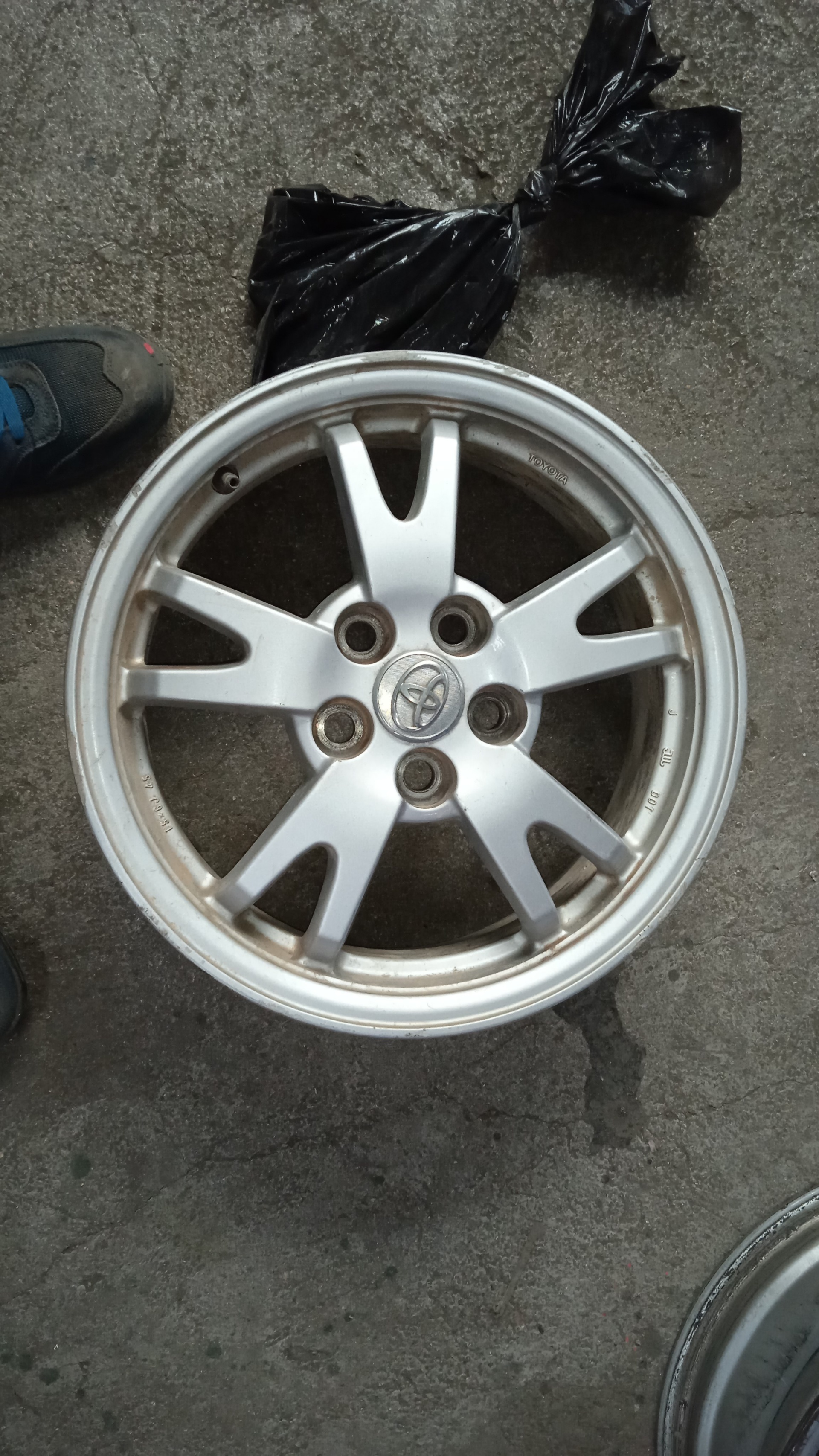 JUEGO LLANTAS TOYOTA PRIUS G 2ZR