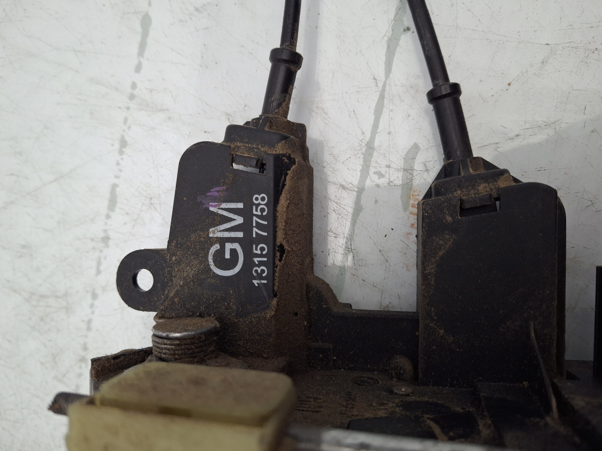 CERRADURA PUERTA TRASERA IZQUIERDA OPEL VECTRA Z19DT