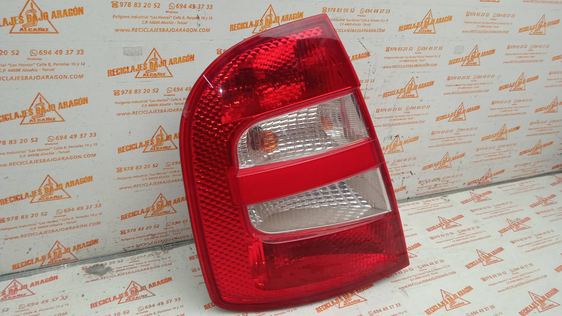 PILOTO TRASERO IZQUIERDO SKODA FABIA AZQ