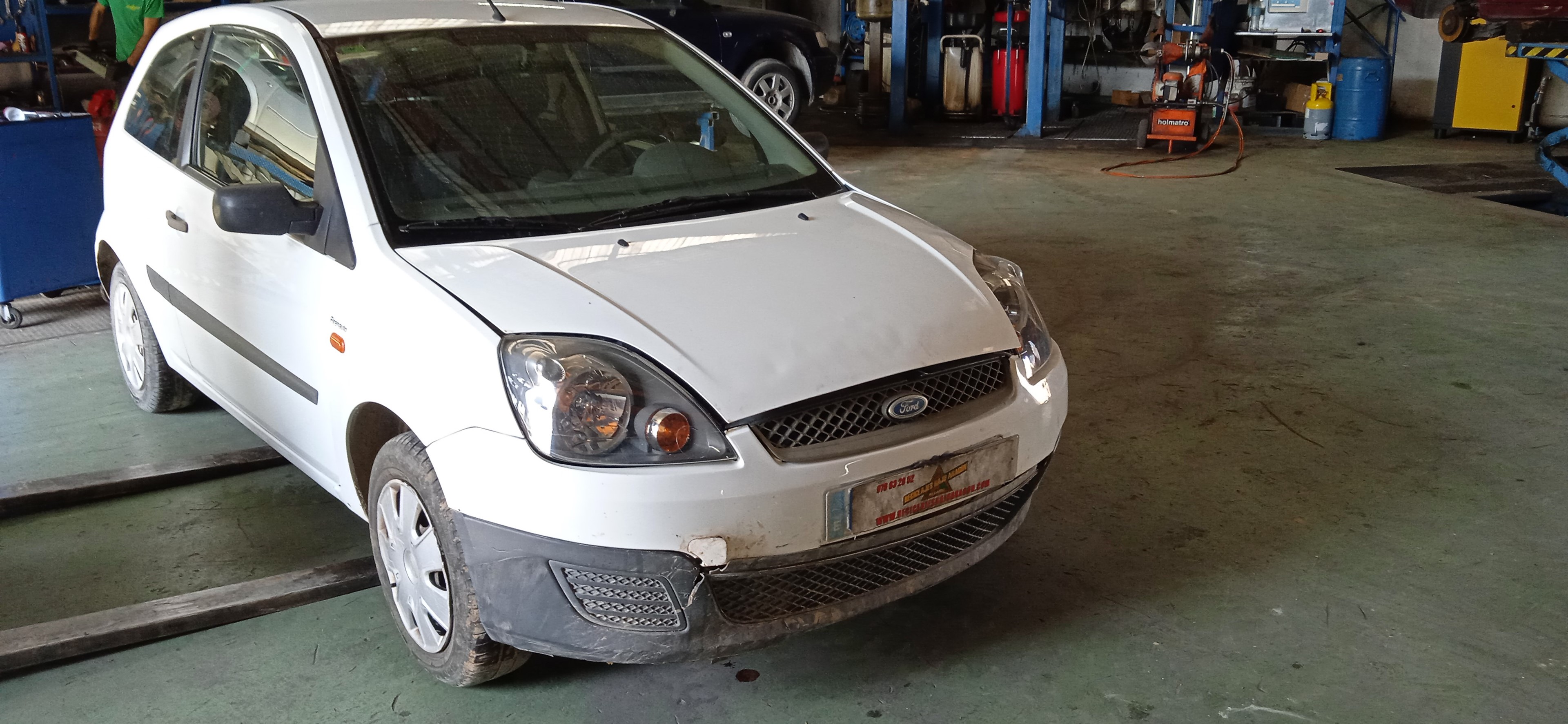 COMPRESOR AIRE ACONDICIONADO FORD FIESTA F6JB