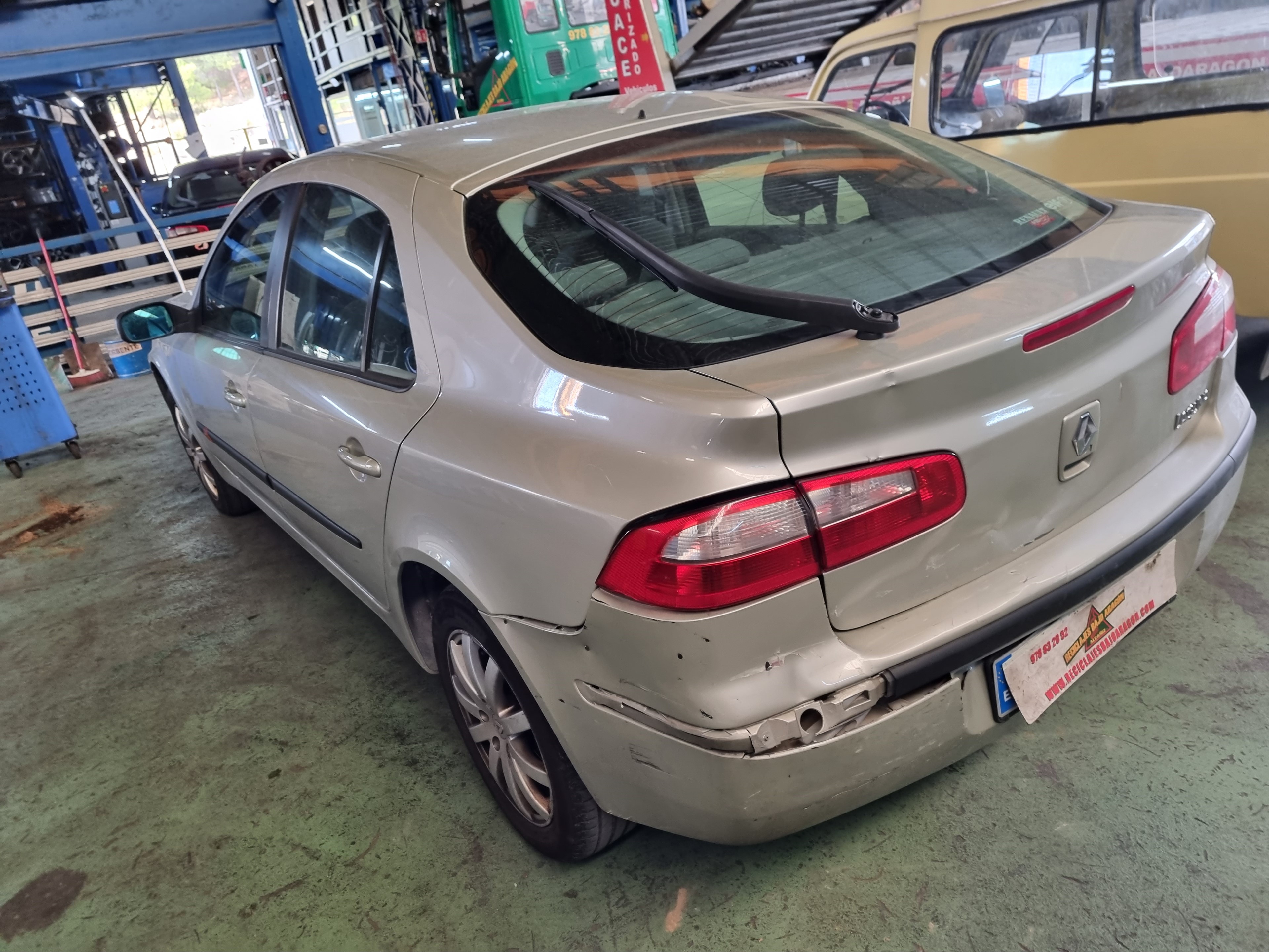 REJILLA DELANTERA RENAULT LAGUNA F9Q C7