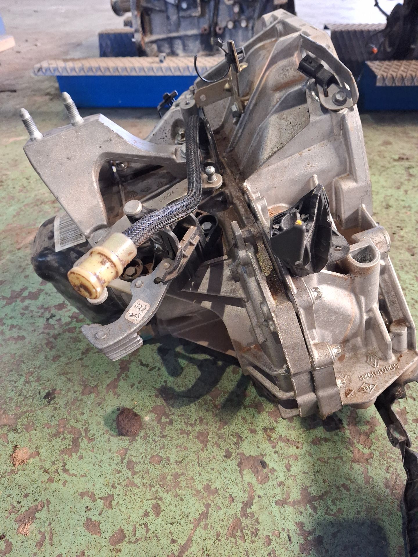 CAJA CAMBIOS DACIA SANDERO 