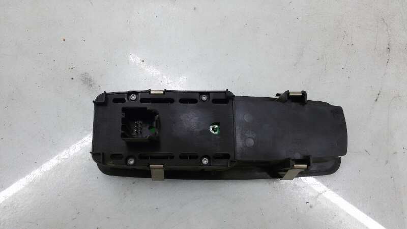 MANDO ELEVALUNAS DELANTERO DERECHO JEEP CHEROKEE ENS