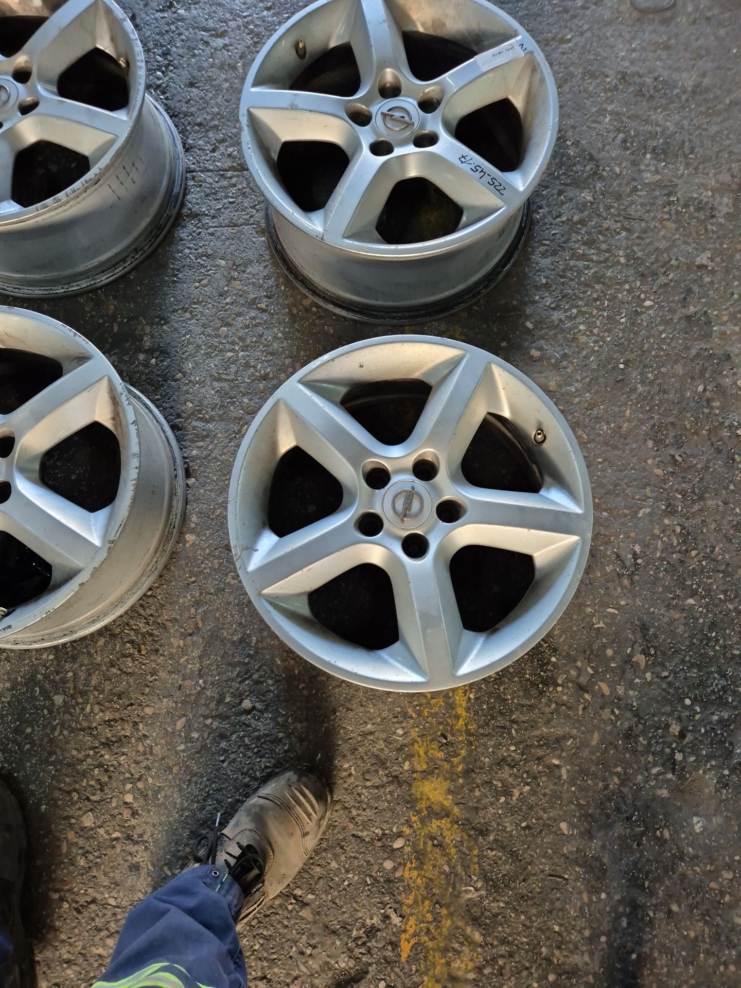  OPEL ASTRA H GTC (A04) 1.7 CDTi (L08)
