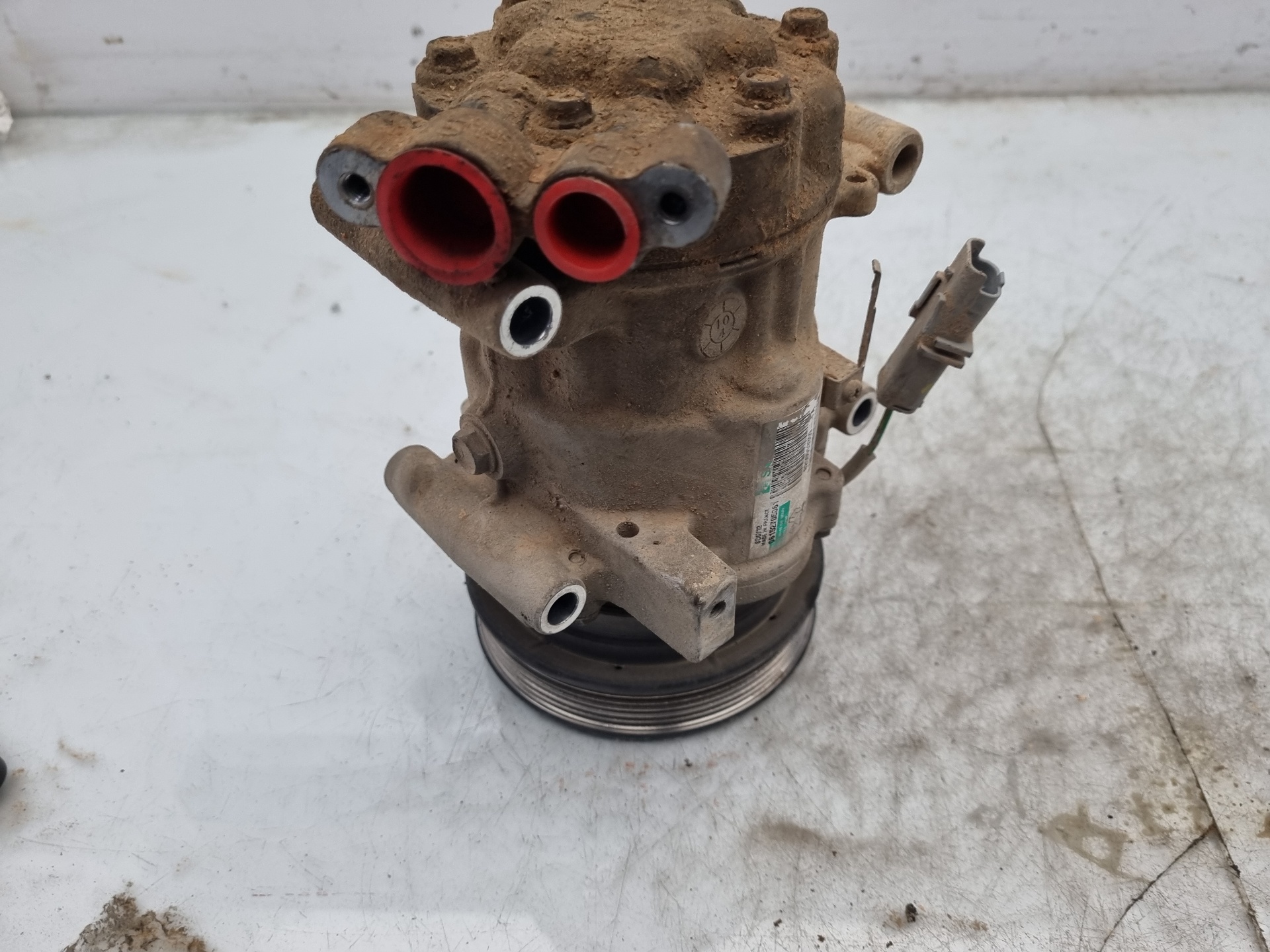 COMPRESOR AIRE ACONDICIONADO RENAULT TWINGO K9K 17