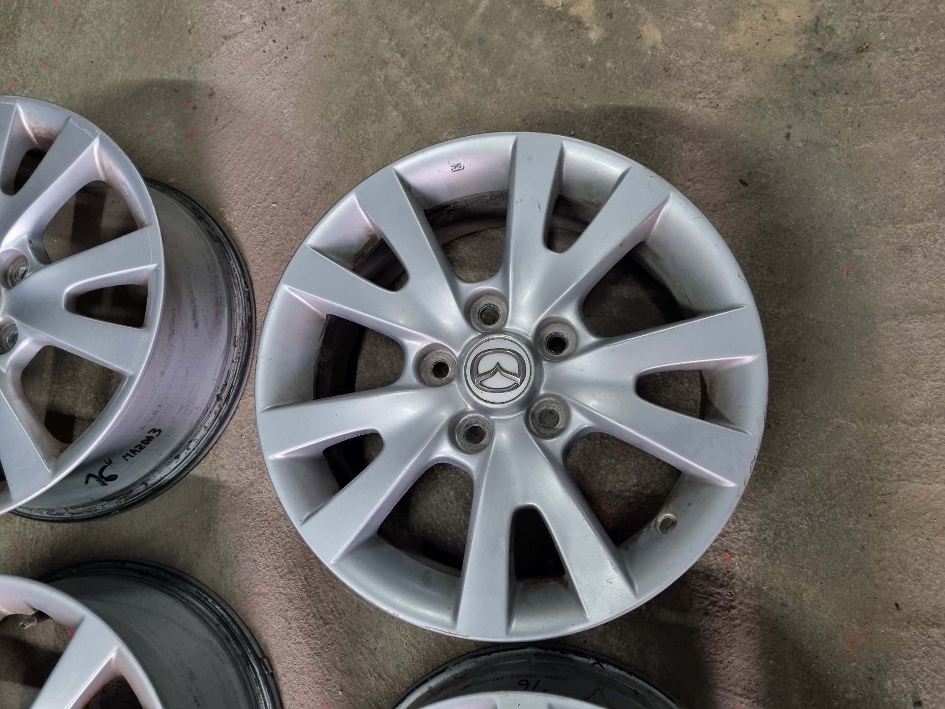 JUEGO LLANTAS MAZDA 3 Y6