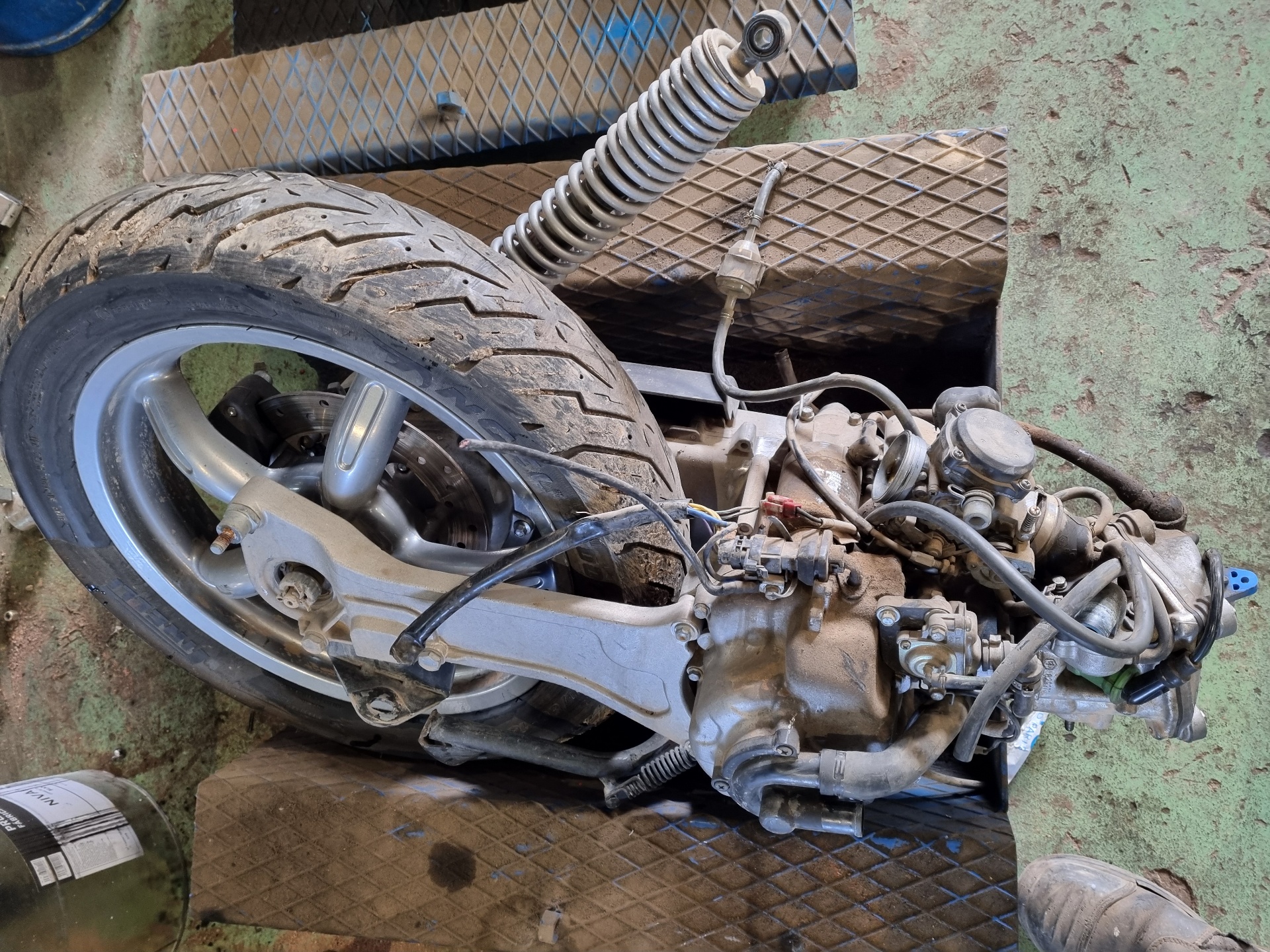 MOTOR COMPLETO APRILIA SCARABEO M285M