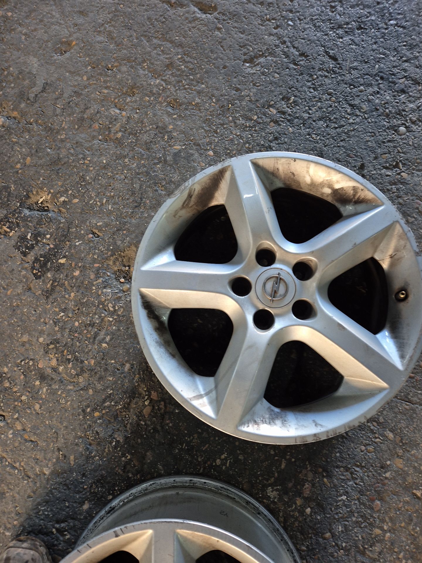  OPEL ASTRA H GTC (A04) 1.7 CDTi (L08)