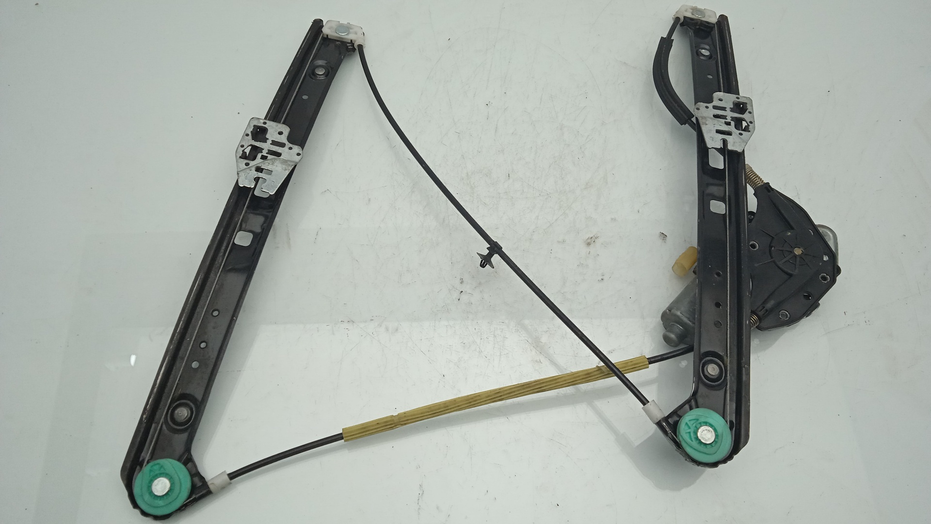 ELEVALUNAS DELANTERO IZQUIERDO BMW 3 204D1D