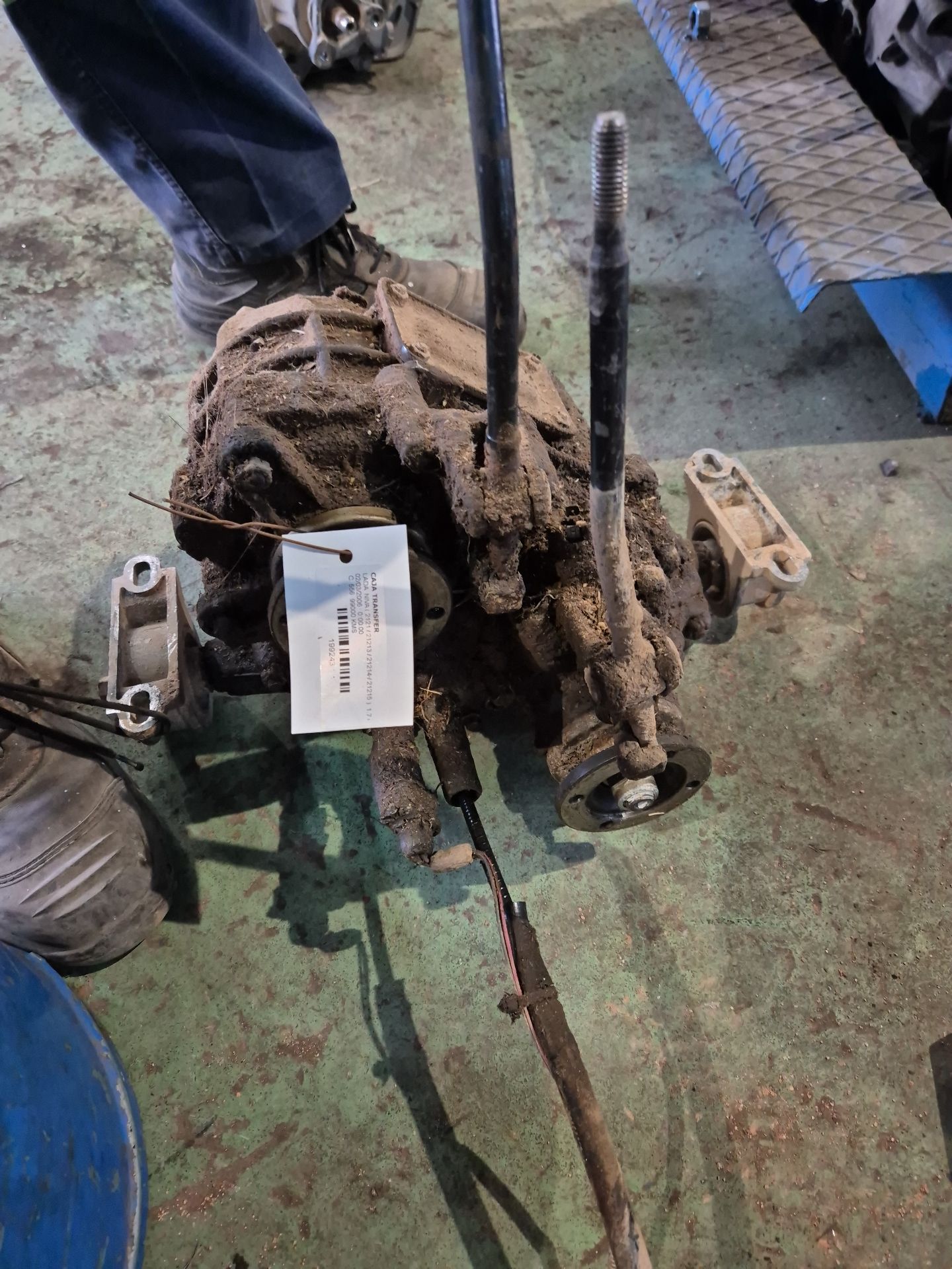 CAJA TRANSFER LADA NIVA 