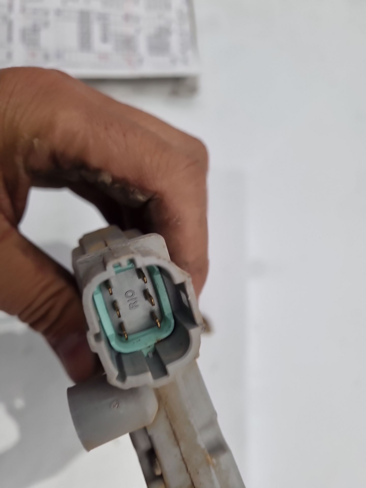 CERRADURA PUERTA DELANTERA DERECHA NISSAN TERRANO 