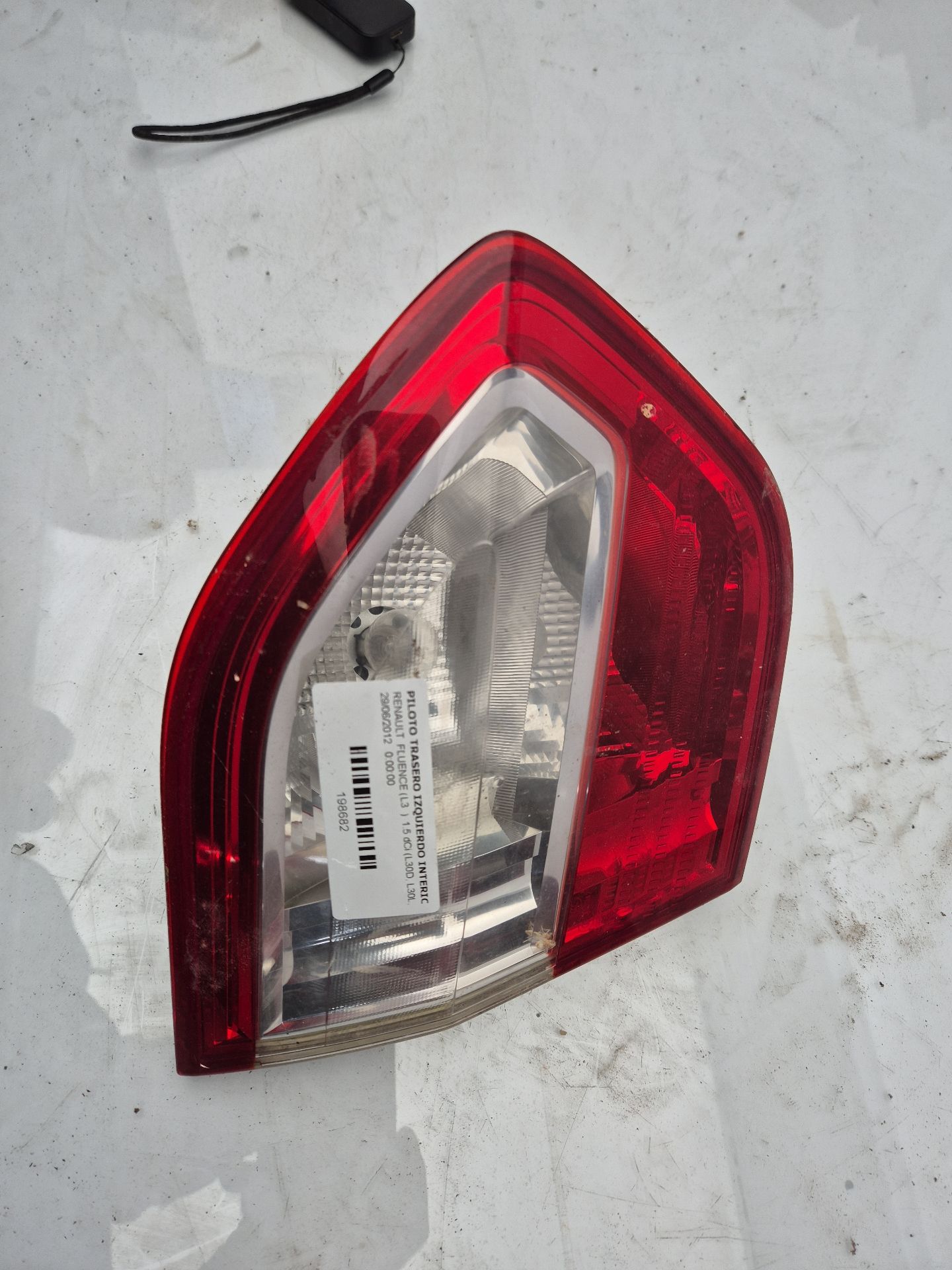 PILOTO TRASERO IZQUIERDO INTERIOR RENAULT FLUENCE 