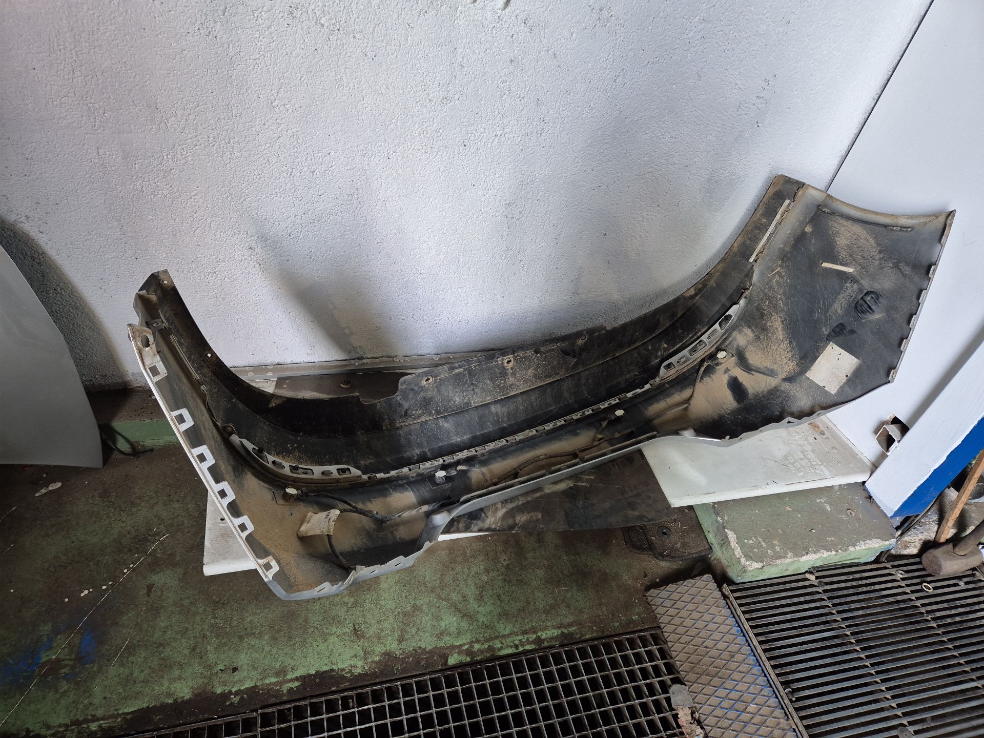 PARAGOLPES TRASERO FIAT TIPO 