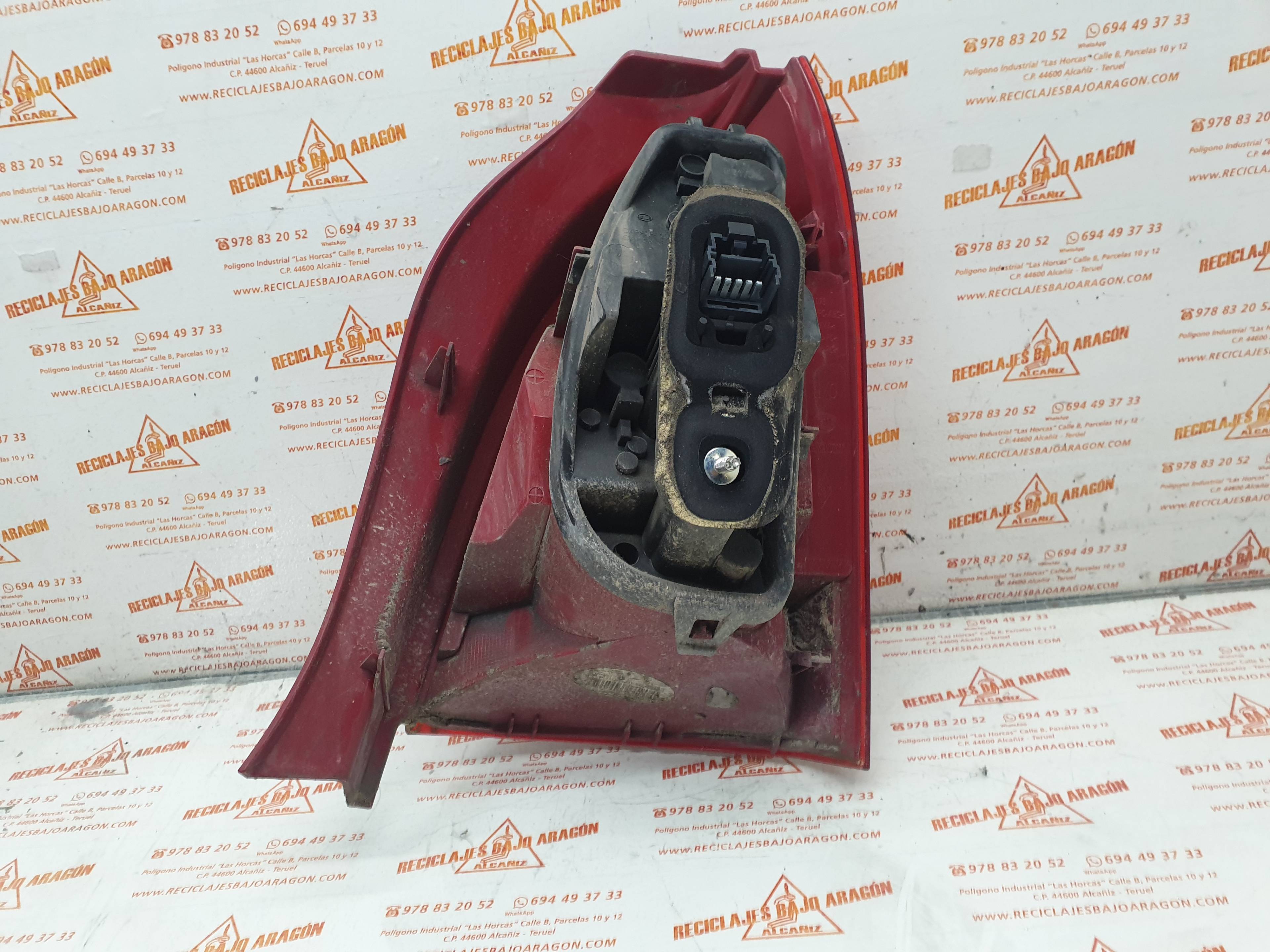 PILOTO TRASERO IZQUIERDO RENAULT TWINGO D4FJ7