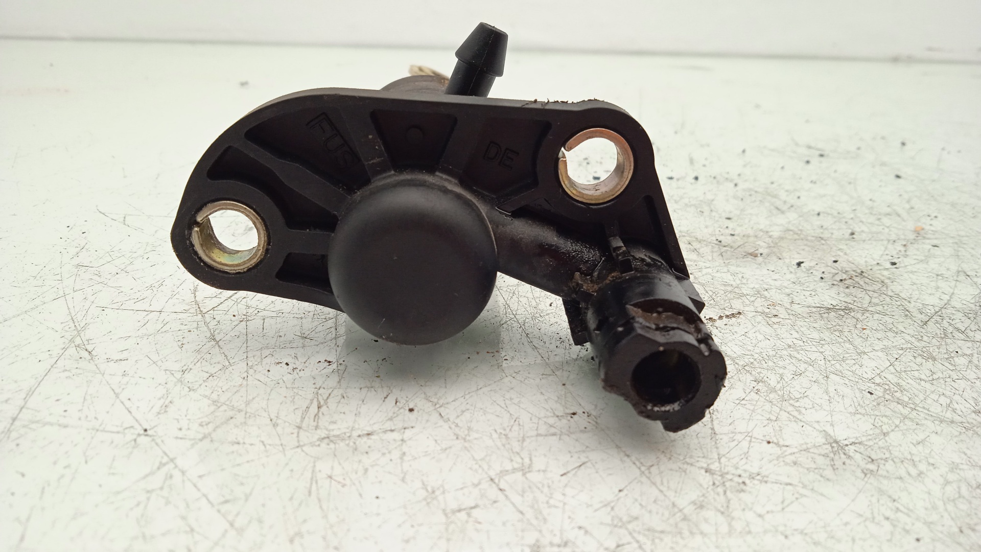 BOMBA EMBRAGUE VOLKSWAGEN PASSAT AVF