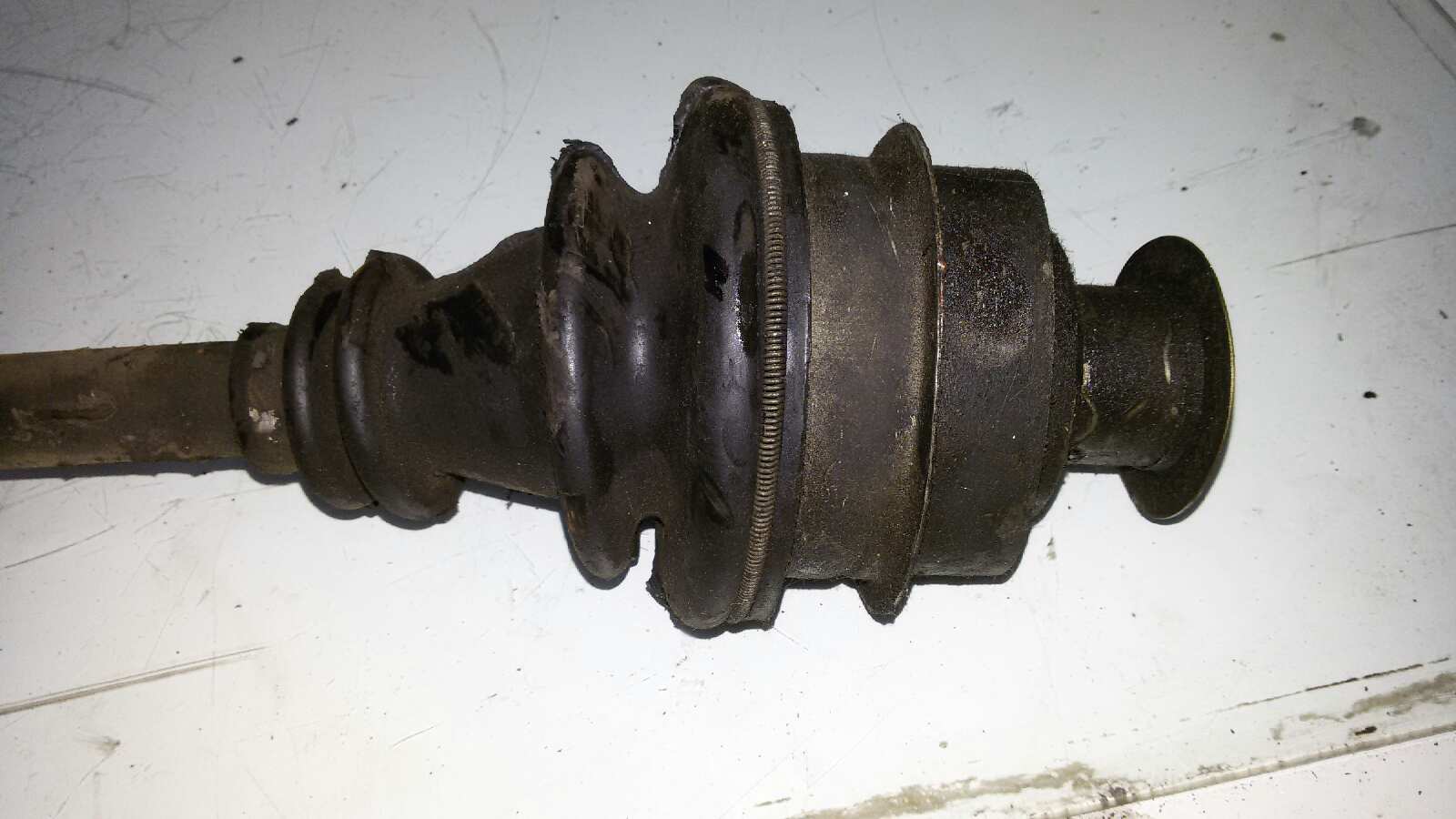 TRANSMISION DELANTERA DERECHA RENAULT 19 E6J